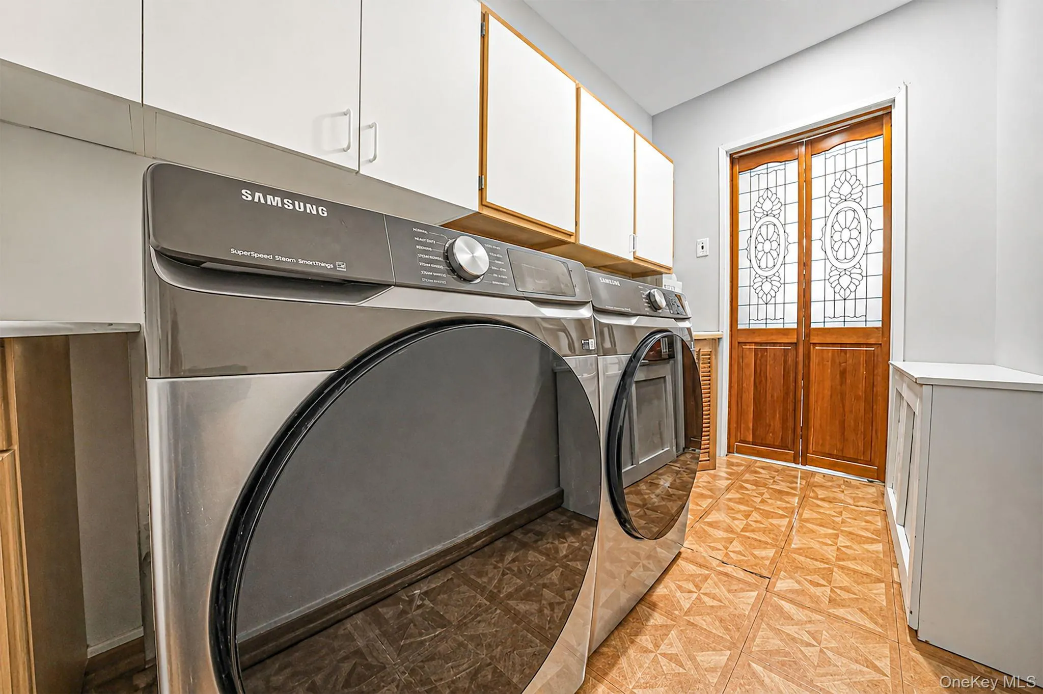 646 Clintonville Street, New York, NY, 5 Bedrooms Bedrooms, 10 Rooms Rooms,4 BathroomsBathrooms,Residential,For Rent,Clintonville,0,1044134 646 Clintonville Street, New York, NY, 5 Bedrooms Bedrooms, 10 Rooms Rooms,4 BathroomsBathrooms,Residential,For Rent,Clintonville,0,1044134