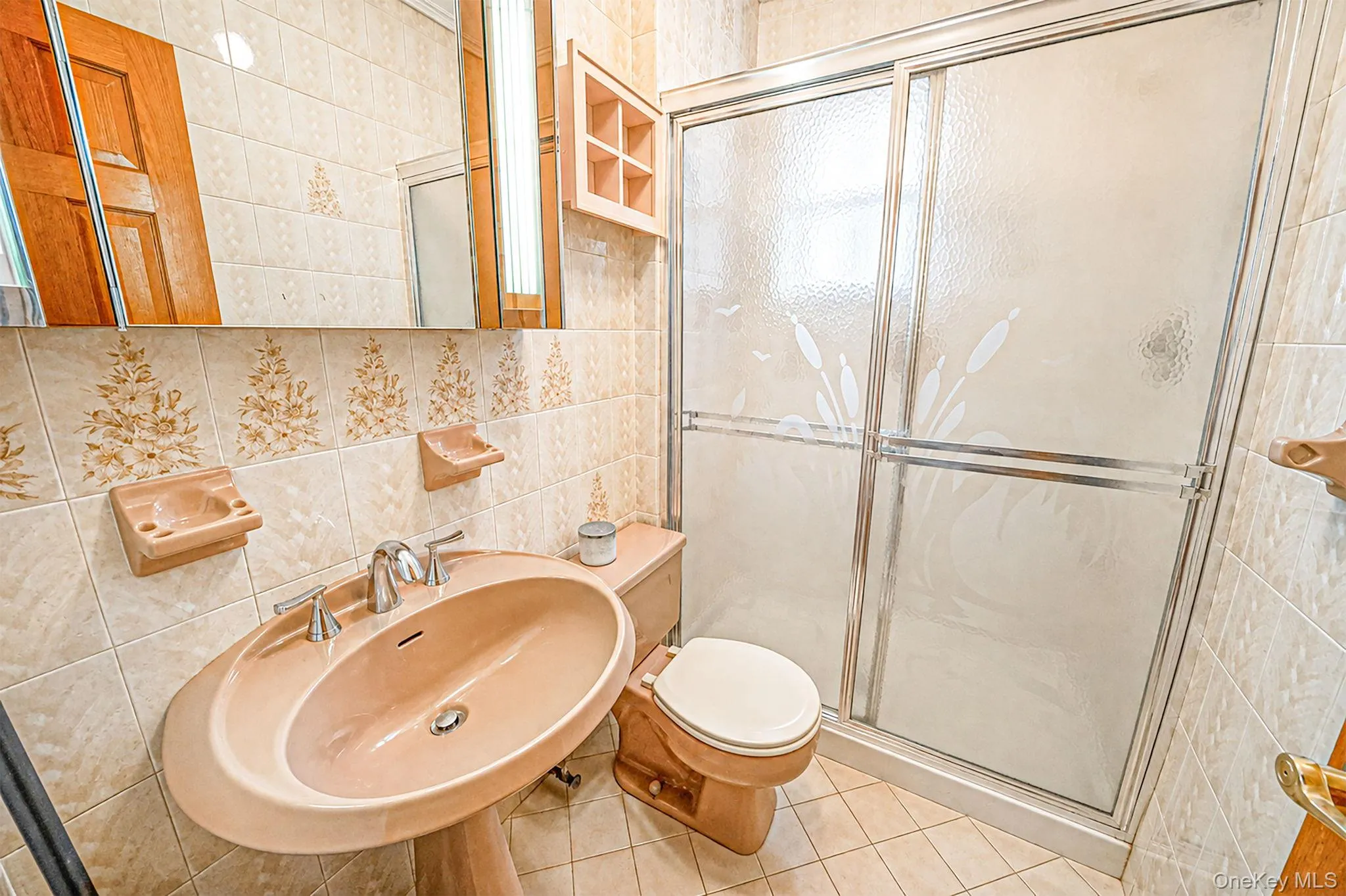 646 Clintonville Street, New York, NY, 5 Bedrooms Bedrooms, 10 Rooms Rooms,4 BathroomsBathrooms,Residential,For Rent,Clintonville,0,1044134 646 Clintonville Street, New York, NY, 5 Bedrooms Bedrooms, 10 Rooms Rooms,4 BathroomsBathrooms,Residential,For Rent,Clintonville,0,1044134