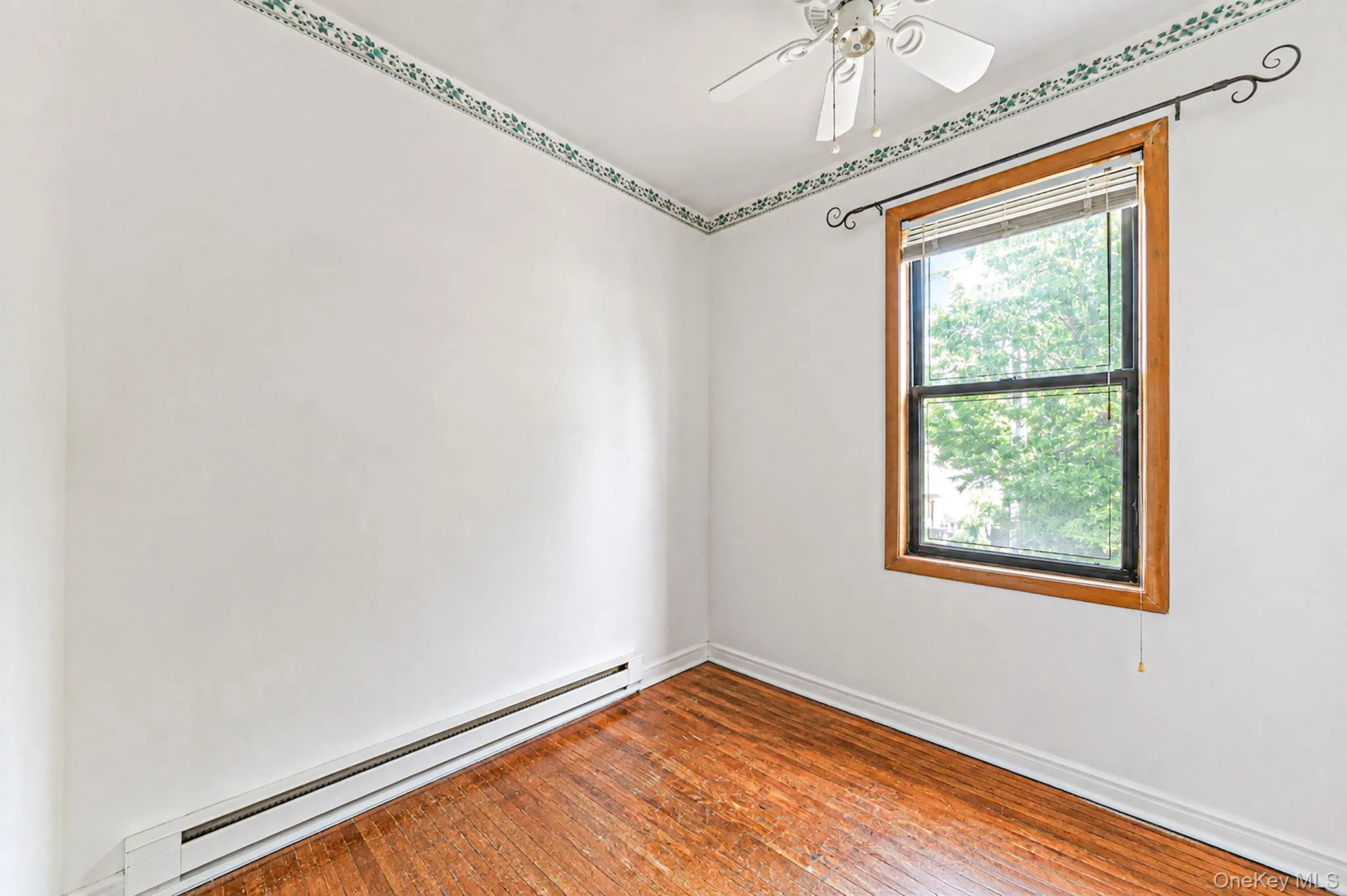 646 Clintonville Street, New York, NY, 5 Bedrooms Bedrooms, 10 Rooms Rooms,4 BathroomsBathrooms,Residential,For Rent,Clintonville,0,1044134 646 Clintonville Street, New York, NY, 5 Bedrooms Bedrooms, 10 Rooms Rooms,4 BathroomsBathrooms,Residential,For Rent,Clintonville,0,1044134