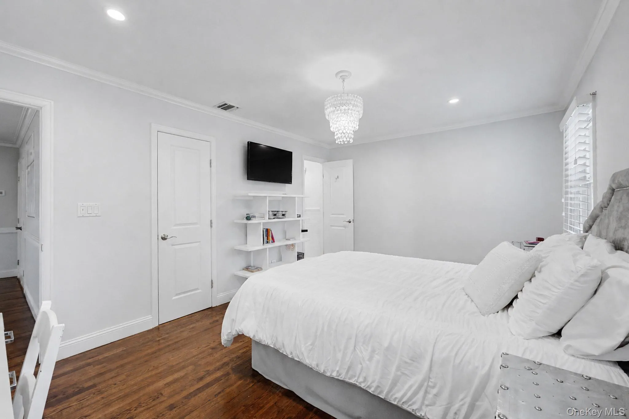 64 Cornflower Lane, Huntington, NY, 4 Bedrooms Bedrooms, 8 Rooms Rooms,3 BathroomsBathrooms,Residential,For Rent,Cornflower,0,1044136 64 Cornflower Lane, Huntington, NY, 4 Bedrooms Bedrooms, 8 Rooms Rooms,3 BathroomsBathrooms,Residential,For Rent,Cornflower,0,1044136