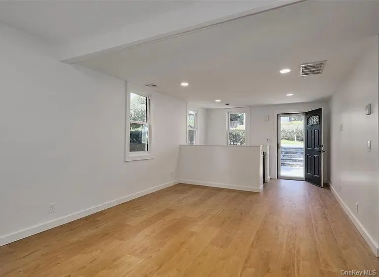 27 Brewster Drive, Carmel, NY, 3 Bedrooms Bedrooms, 3 Rooms Rooms,2 BathroomsBathrooms,Residential Lease,For Rent,Brewster,0,1044140 27 Brewster Drive, Carmel, NY, 3 Bedrooms Bedrooms, 3 Rooms Rooms,2 BathroomsBathrooms,Residential Lease,For Rent,Brewster,0,1044140