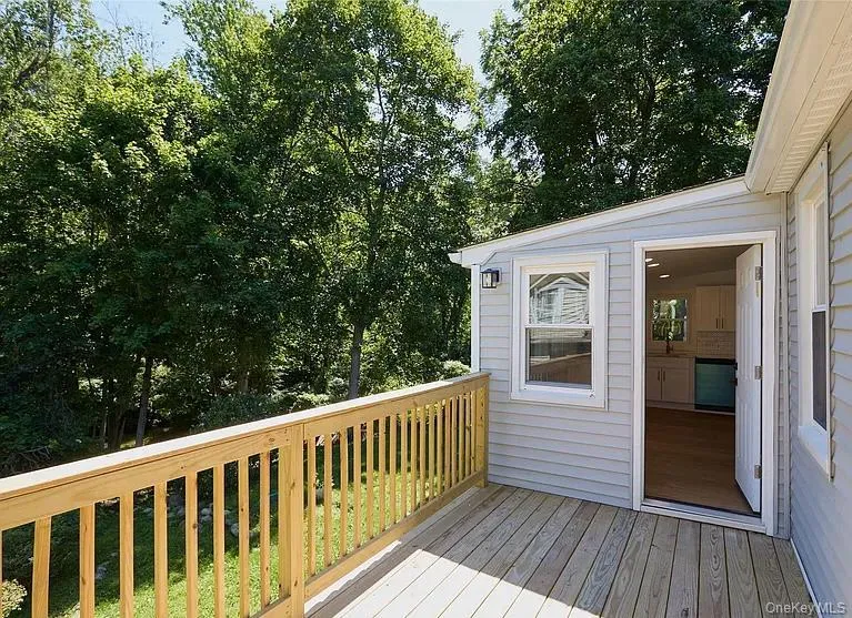 27 Brewster Drive, Carmel, NY, 3 Bedrooms Bedrooms, 3 Rooms Rooms,2 BathroomsBathrooms,Residential Lease,For Rent,Brewster,0,1044140 27 Brewster Drive, Carmel, NY, 3 Bedrooms Bedrooms, 3 Rooms Rooms,2 BathroomsBathrooms,Residential Lease,For Rent,Brewster,0,1044140