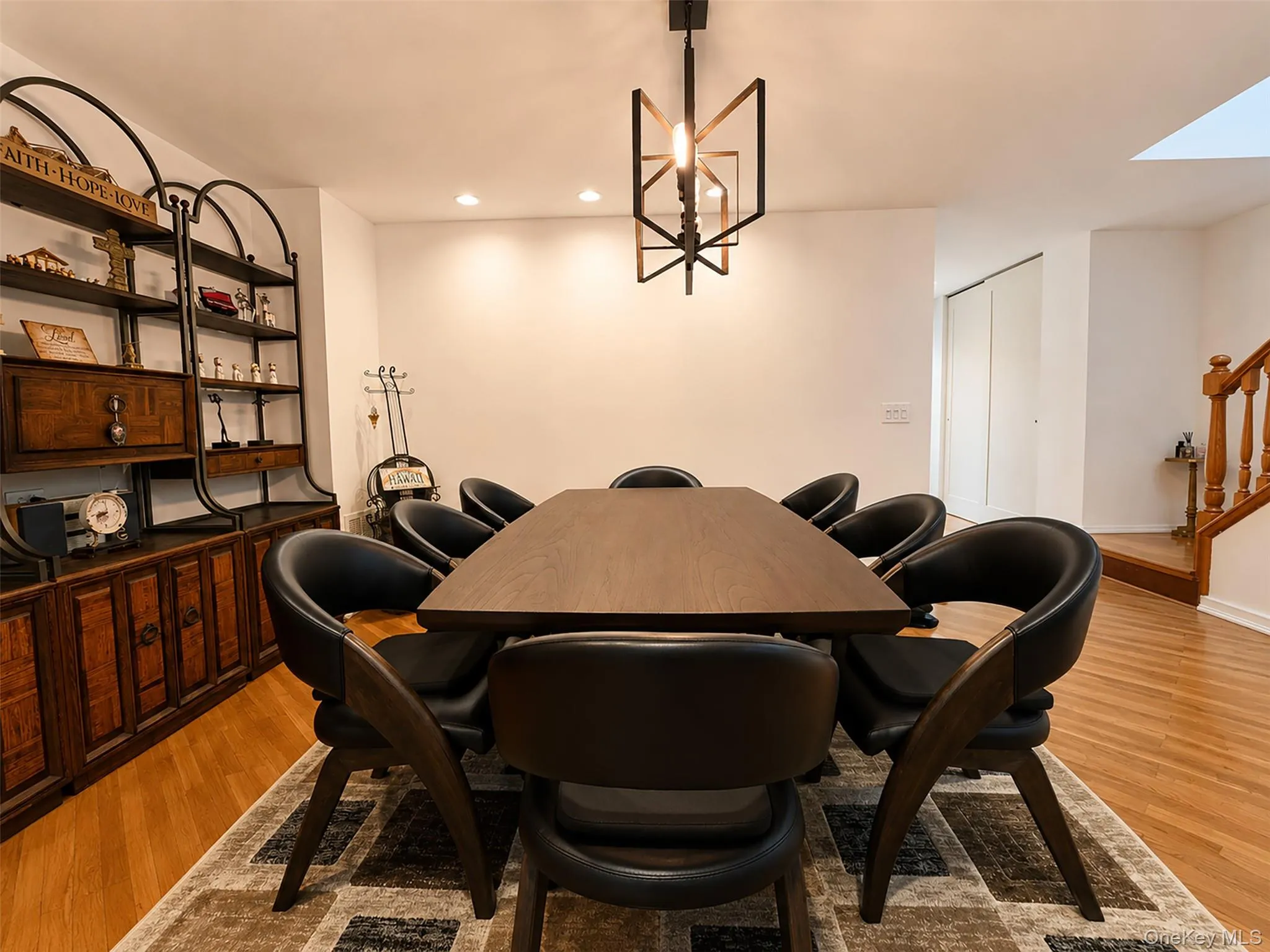 151 The Knoll, Oyster Bay, NY, 3 Bedrooms Bedrooms, 6 Rooms Rooms,2 BathroomsBathrooms,Residential,For Rent,The Knoll,0,1044141 151 The Knoll, Oyster Bay, NY, 3 Bedrooms Bedrooms, 6 Rooms Rooms,2 BathroomsBathrooms,Residential,For Rent,The Knoll,0,1044141