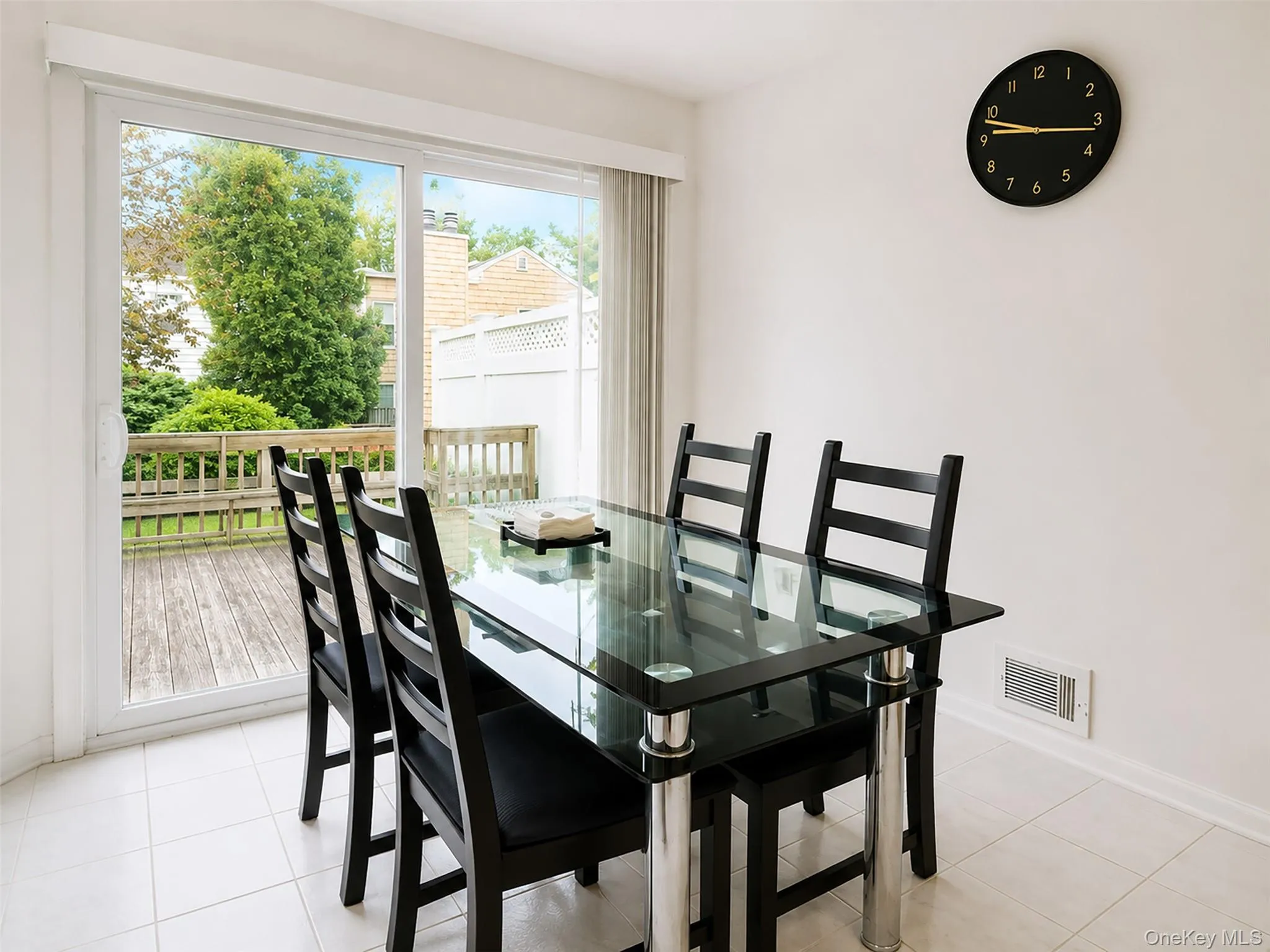 151 The Knoll, Oyster Bay, NY, 3 Bedrooms Bedrooms, 6 Rooms Rooms,2 BathroomsBathrooms,Residential,For Rent,The Knoll,0,1044141 151 The Knoll, Oyster Bay, NY, 3 Bedrooms Bedrooms, 6 Rooms Rooms,2 BathroomsBathrooms,Residential,For Rent,The Knoll,0,1044141