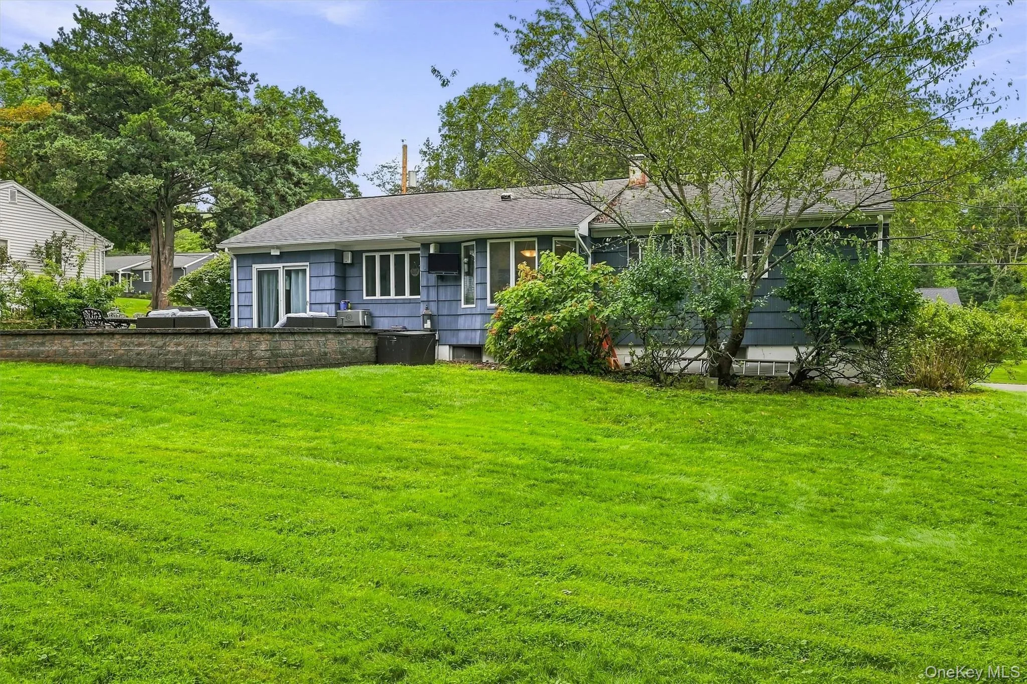 3 Richard Drive, Clarkstown, NY, 3 Bedrooms Bedrooms, 9 Rooms Rooms,1 BathroomBathrooms,Residential,For Rent,Richard,0,1044144 3 Richard Drive, Clarkstown, NY, 3 Bedrooms Bedrooms, 9 Rooms Rooms,1 BathroomBathrooms,Residential,For Rent,Richard,0,1044144