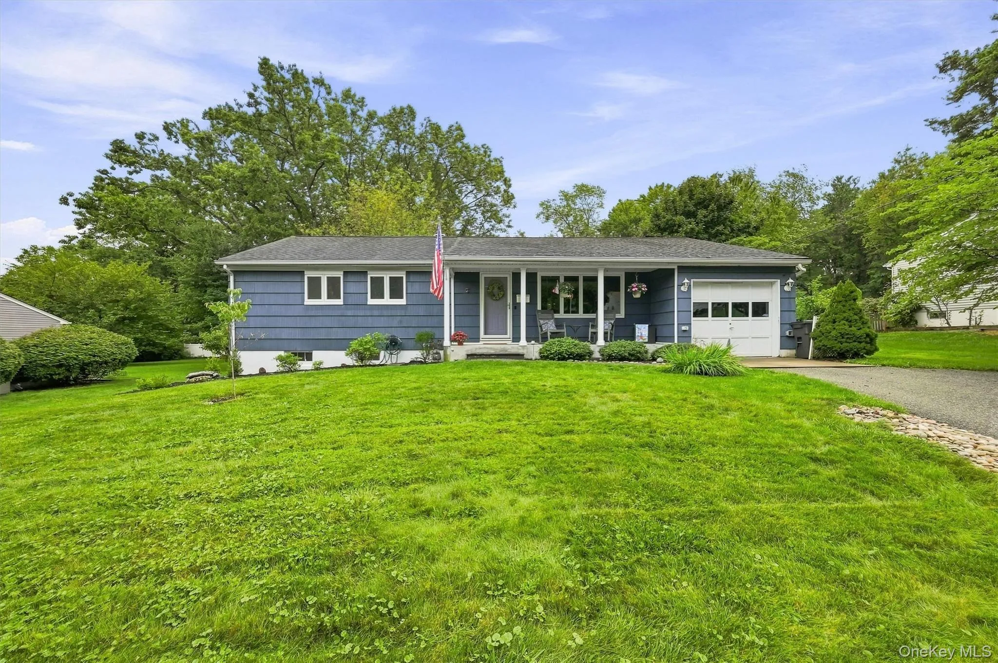 3 Richard Drive, Clarkstown, NY, 3 Bedrooms Bedrooms, 9 Rooms Rooms,1 BathroomBathrooms,Residential,For Rent,Richard,0,1044144 3 Richard Drive, Clarkstown, NY, 3 Bedrooms Bedrooms, 9 Rooms Rooms,1 BathroomBathrooms,Residential,For Rent,Richard,0,1044144