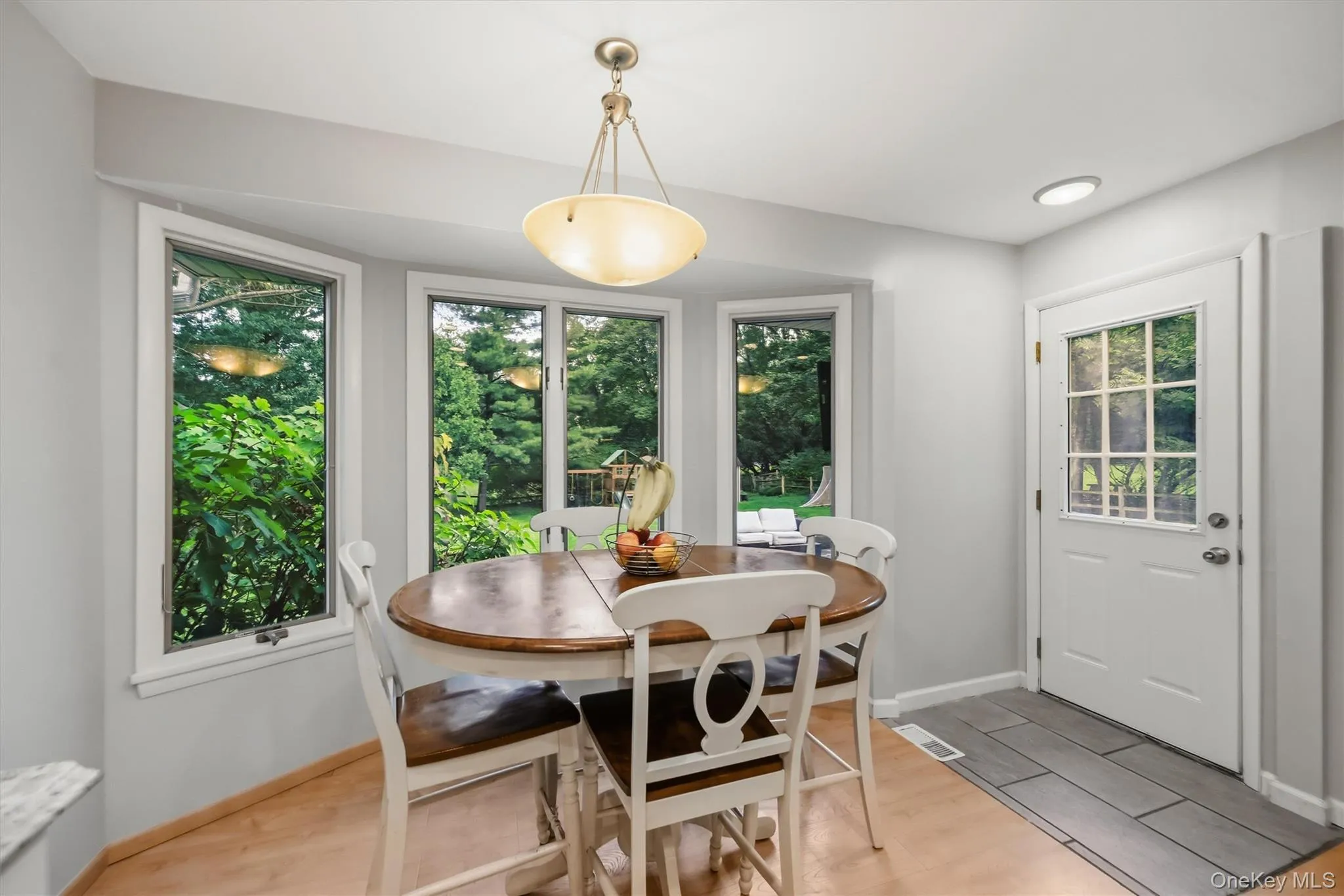 3 Richard Drive, Clarkstown, NY, 3 Bedrooms Bedrooms, 9 Rooms Rooms,1 BathroomBathrooms,Residential,For Rent,Richard,0,1044144 3 Richard Drive, Clarkstown, NY, 3 Bedrooms Bedrooms, 9 Rooms Rooms,1 BathroomBathrooms,Residential,For Rent,Richard,0,1044144