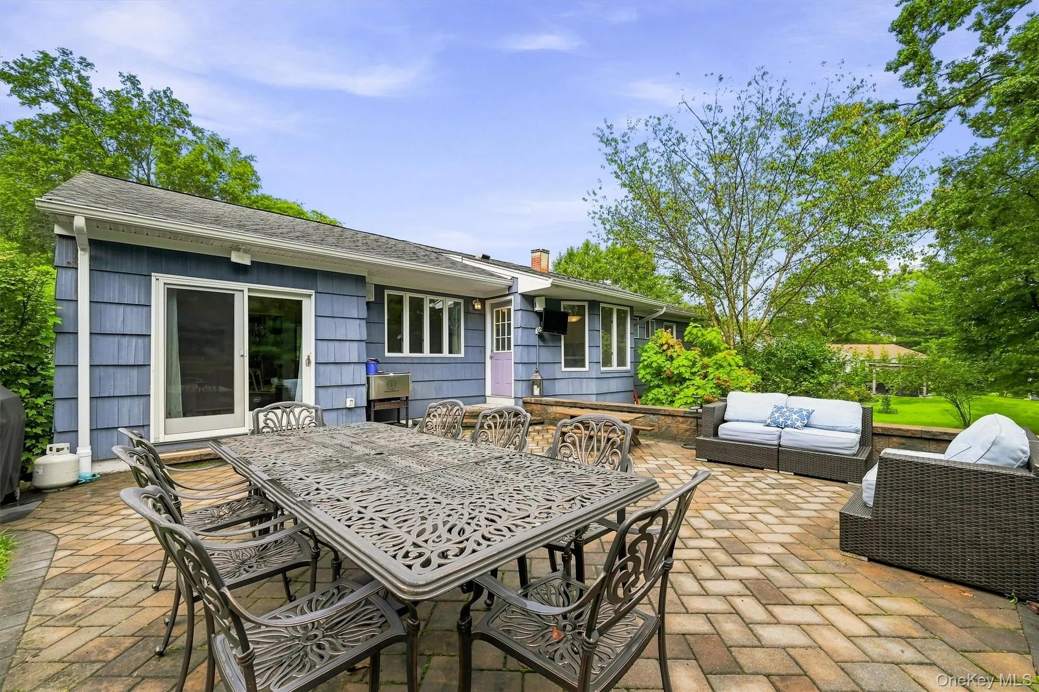 3 Richard Drive, Clarkstown, NY, 3 Bedrooms Bedrooms, 9 Rooms Rooms,1 BathroomBathrooms,Residential,For Rent,Richard,0,1044144 3 Richard Drive, Clarkstown, NY, 3 Bedrooms Bedrooms, 9 Rooms Rooms,1 BathroomBathrooms,Residential,For Rent,Richard,0,1044144