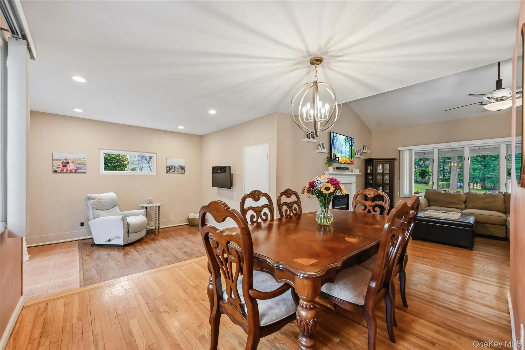 3 Richard Drive, Clarkstown, NY, 3 Bedrooms Bedrooms, 9 Rooms Rooms,1 BathroomBathrooms,Residential,For Rent,Richard,0,1044144 3 Richard Drive, Clarkstown, NY, 3 Bedrooms Bedrooms, 9 Rooms Rooms,1 BathroomBathrooms,Residential,For Rent,Richard,0,1044144
