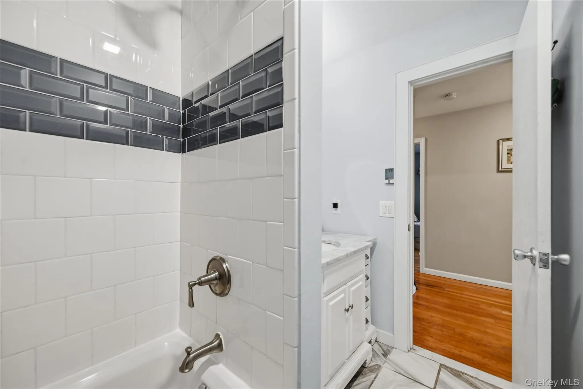 3 Richard Drive, Clarkstown, NY, 3 Bedrooms Bedrooms, 9 Rooms Rooms,1 BathroomBathrooms,Residential,For Rent,Richard,0,1044144 3 Richard Drive, Clarkstown, NY, 3 Bedrooms Bedrooms, 9 Rooms Rooms,1 BathroomBathrooms,Residential,For Rent,Richard,0,1044144