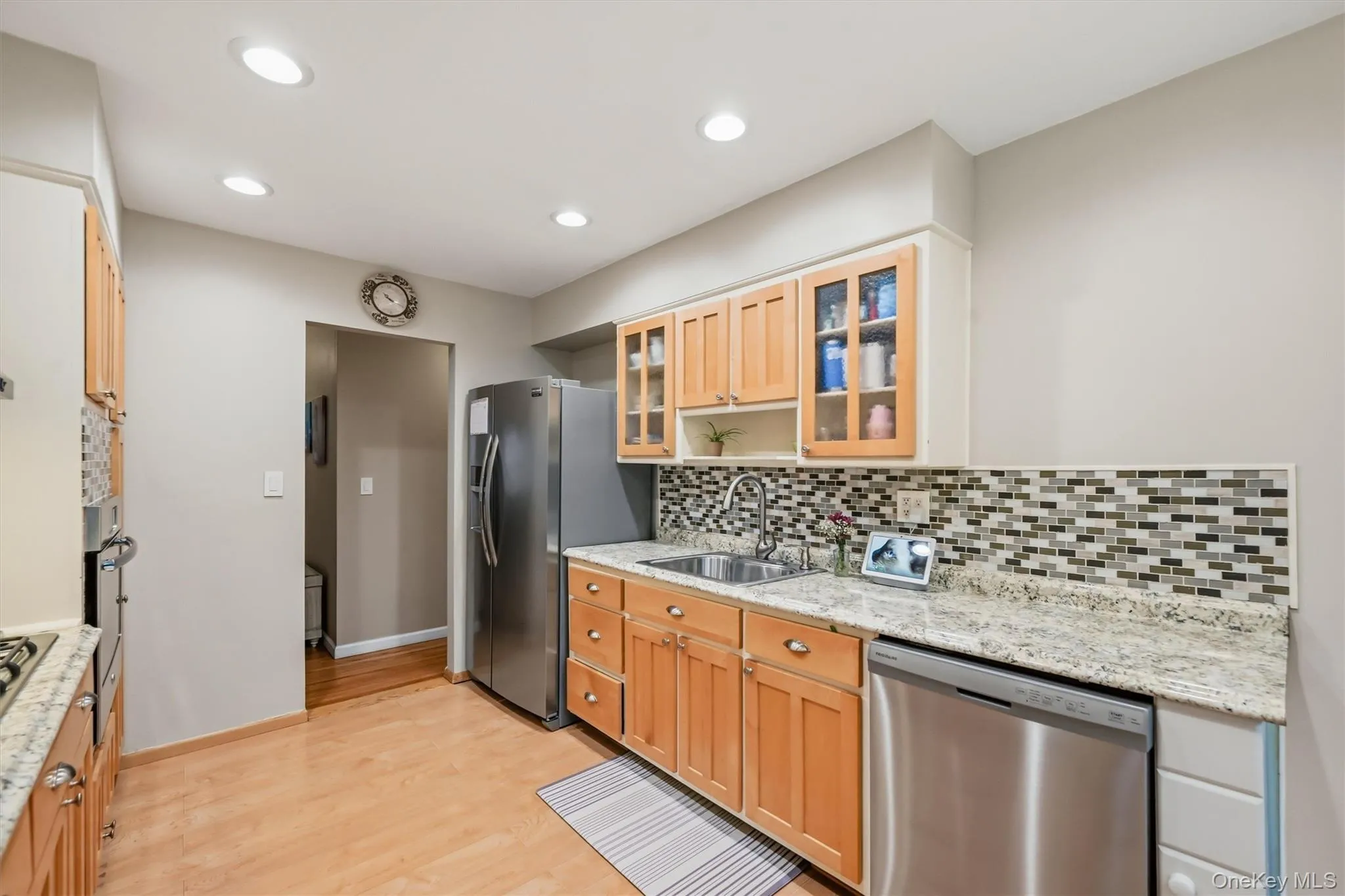 3 Richard Drive, Clarkstown, NY, 3 Bedrooms Bedrooms, 9 Rooms Rooms,1 BathroomBathrooms,Residential,For Rent,Richard,0,1044144 3 Richard Drive, Clarkstown, NY, 3 Bedrooms Bedrooms, 9 Rooms Rooms,1 BathroomBathrooms,Residential,For Rent,Richard,0,1044144