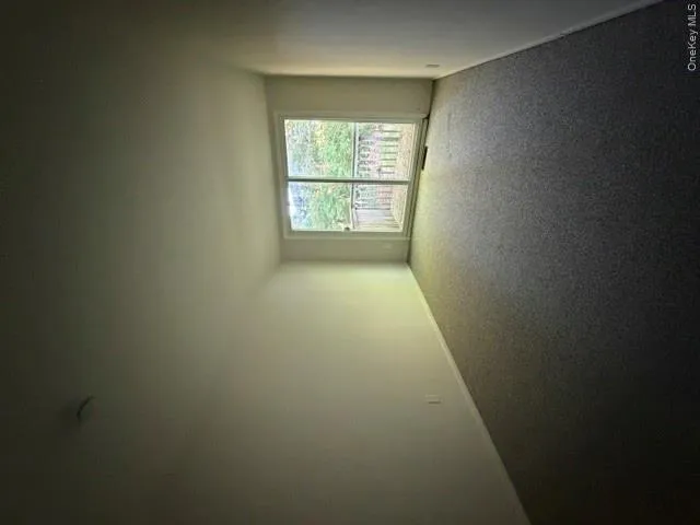121 hill Spur, Brookhaven, NY, 3 Bedrooms Bedrooms, 8 Rooms Rooms,1 BathroomBathrooms,Residential Lease,For Rent,hill,0,1044151 121 hill Spur, Brookhaven, NY, 3 Bedrooms Bedrooms, 8 Rooms Rooms,1 BathroomBathrooms,Residential Lease,For Rent,hill,0,1044151
