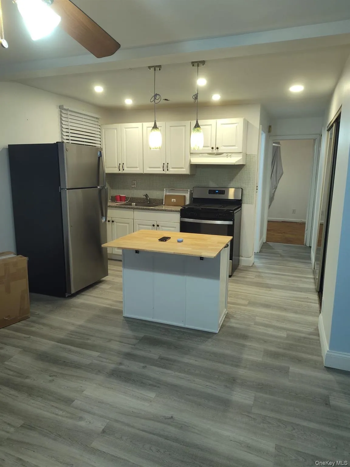 12 Chapel Place, Babylon, NY, 1 Bedroom Bedrooms, 3 Room Rooms,1 BathroomBathrooms,Residential Lease,For Rent,Chapel,0,1044152 12 Chapel Place, Babylon, NY, 1 Bedroom Bedrooms, 3 Room Rooms,1 BathroomBathrooms,Residential Lease,For Rent,Chapel,0,1044152