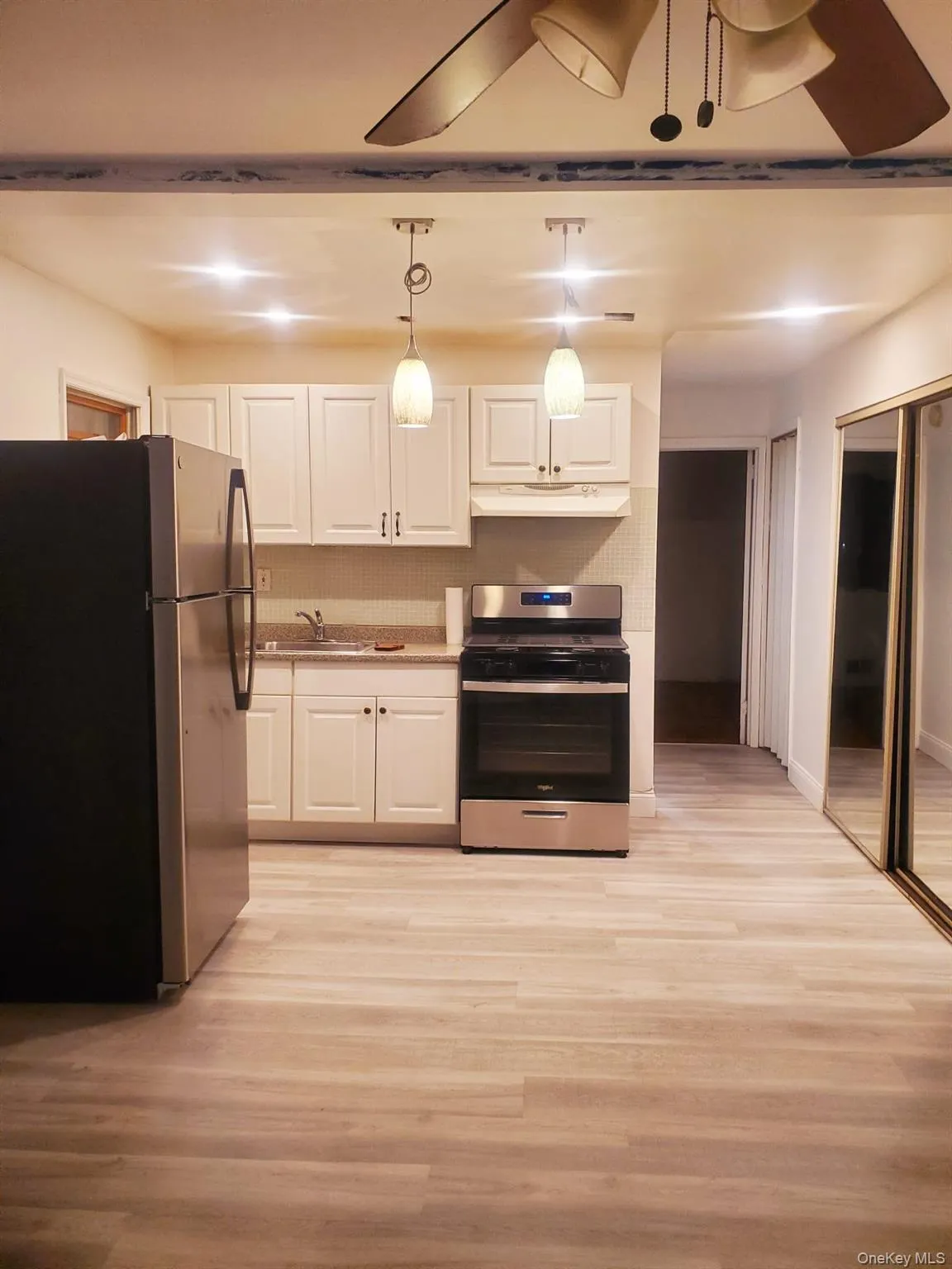 12 Chapel Place, Babylon, NY, 1 Bedroom Bedrooms, 3 Room Rooms,1 BathroomBathrooms,Residential Lease,For Rent,Chapel,0,1044152 12 Chapel Place, Babylon, NY, 1 Bedroom Bedrooms, 3 Room Rooms,1 BathroomBathrooms,Residential Lease,For Rent,Chapel,0,1044152