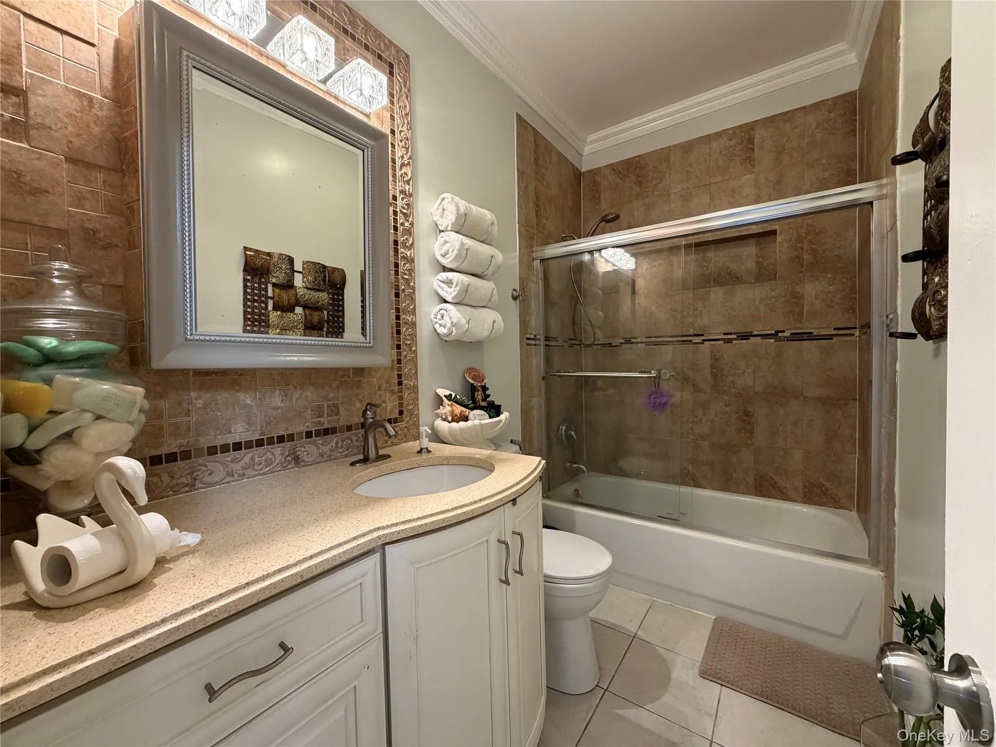 611 Park Avenue, Hempstead, NY, 5 Bedrooms Bedrooms, 9 Rooms Rooms,3 BathroomsBathrooms,Residential,For Rent,Park,0,1044161 611 Park Avenue, Hempstead, NY, 5 Bedrooms Bedrooms, 9 Rooms Rooms,3 BathroomsBathrooms,Residential,For Rent,Park,0,1044161