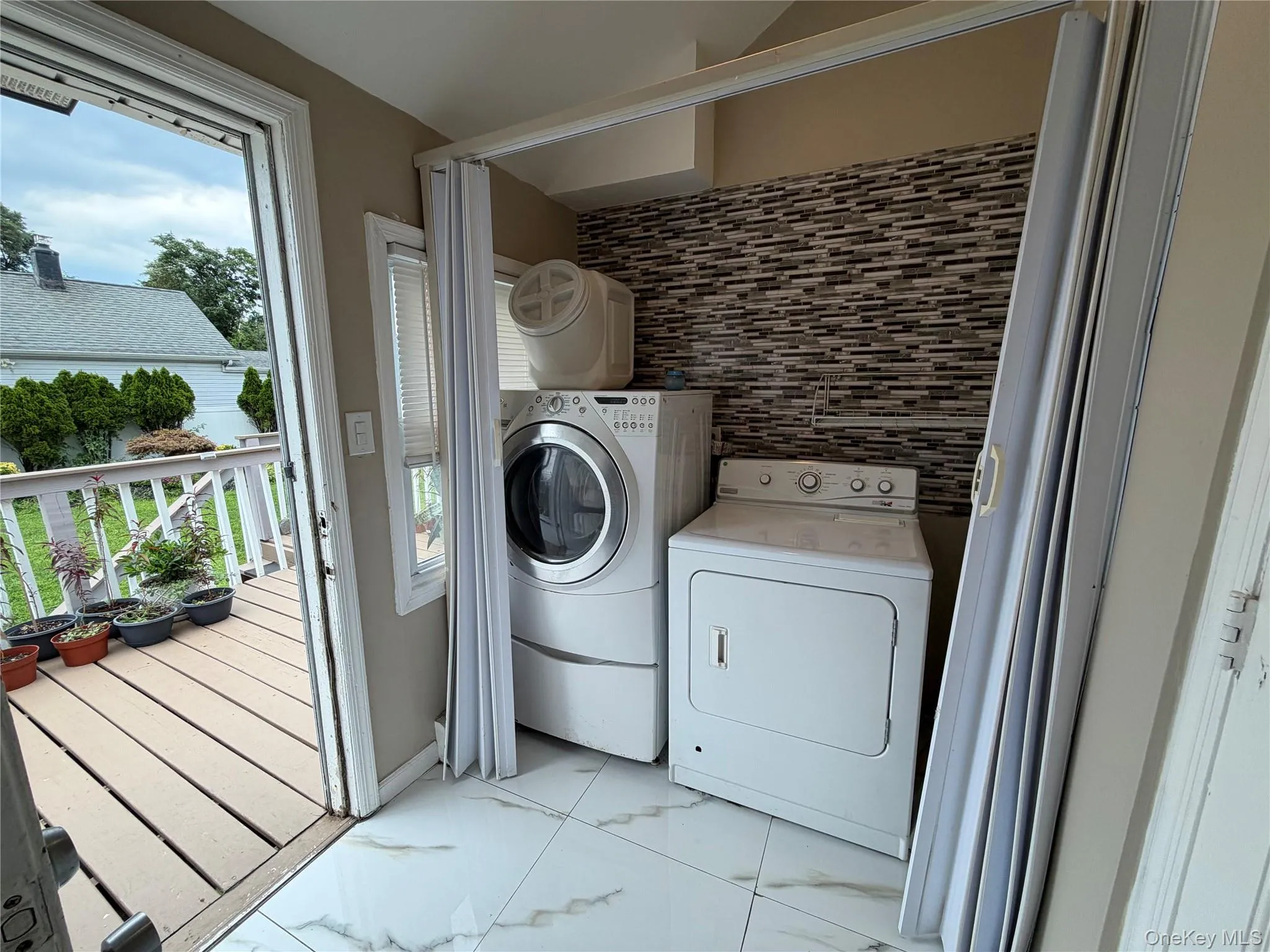611 Park Avenue, Hempstead, NY, 5 Bedrooms Bedrooms, 9 Rooms Rooms,3 BathroomsBathrooms,Residential,For Rent,Park,0,1044161 611 Park Avenue, Hempstead, NY, 5 Bedrooms Bedrooms, 9 Rooms Rooms,3 BathroomsBathrooms,Residential,For Rent,Park,0,1044161