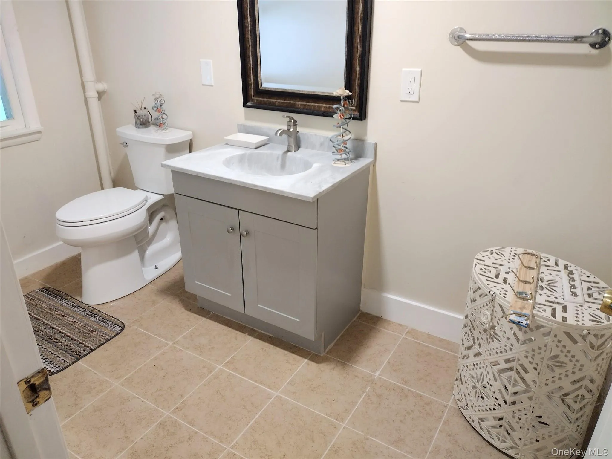 29 Kelsey Road, Poughkeepsie, NY, 3 Bedrooms Bedrooms, 8 Rooms Rooms,1 BathroomBathrooms,Residential,For Rent,Kelsey,0,1044164 29 Kelsey Road, Poughkeepsie, NY, 3 Bedrooms Bedrooms, 8 Rooms Rooms,1 BathroomBathrooms,Residential,For Rent,Kelsey,0,1044164