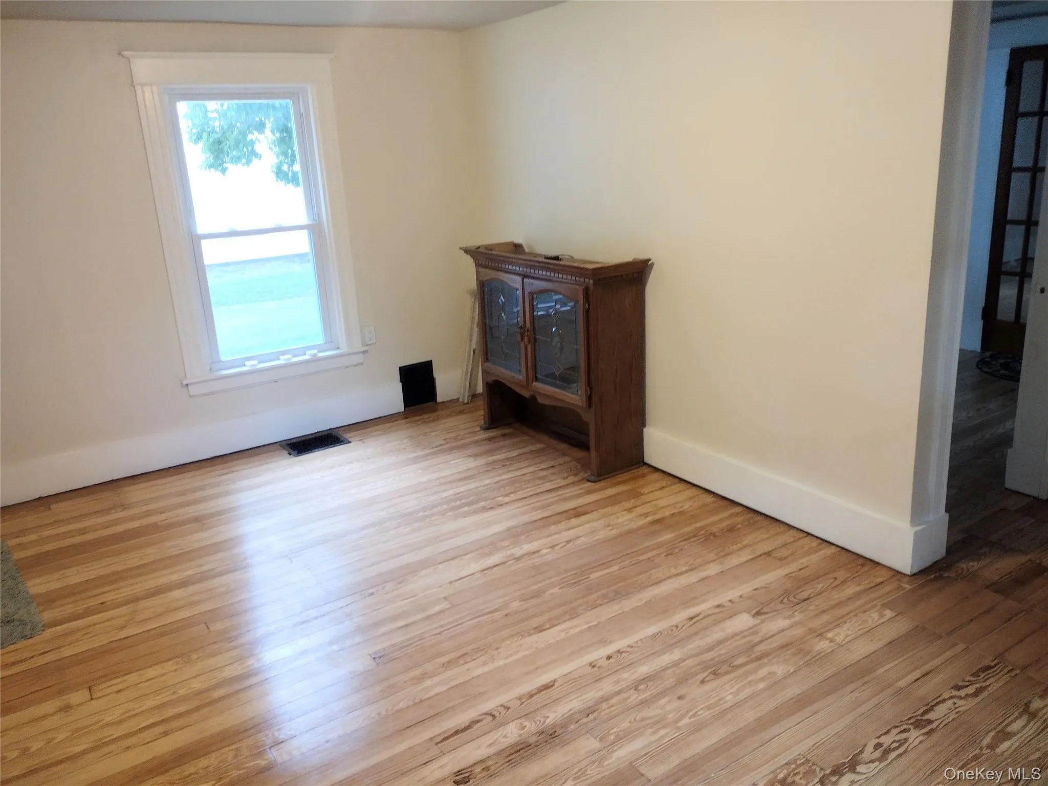 29 Kelsey Road, Poughkeepsie, NY, 3 Bedrooms Bedrooms, 8 Rooms Rooms,1 BathroomBathrooms,Residential,For Rent,Kelsey,0,1044164 29 Kelsey Road, Poughkeepsie, NY, 3 Bedrooms Bedrooms, 8 Rooms Rooms,1 BathroomBathrooms,Residential,For Rent,Kelsey,0,1044164