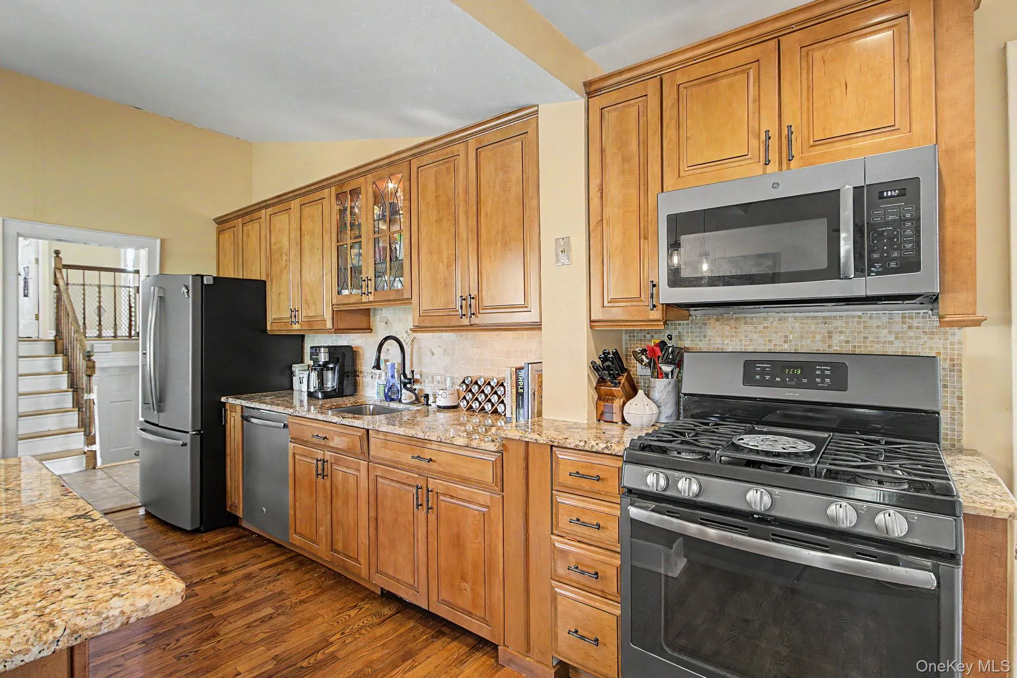 31 Cypress Lane, Orangetown, NY, 3 Bedrooms Bedrooms, 6 Rooms Rooms,2 BathroomsBathrooms,Residential,For Rent,Cypress,0,1044166 31 Cypress Lane, Orangetown, NY, 3 Bedrooms Bedrooms, 6 Rooms Rooms,2 BathroomsBathrooms,Residential,For Rent,Cypress,0,1044166