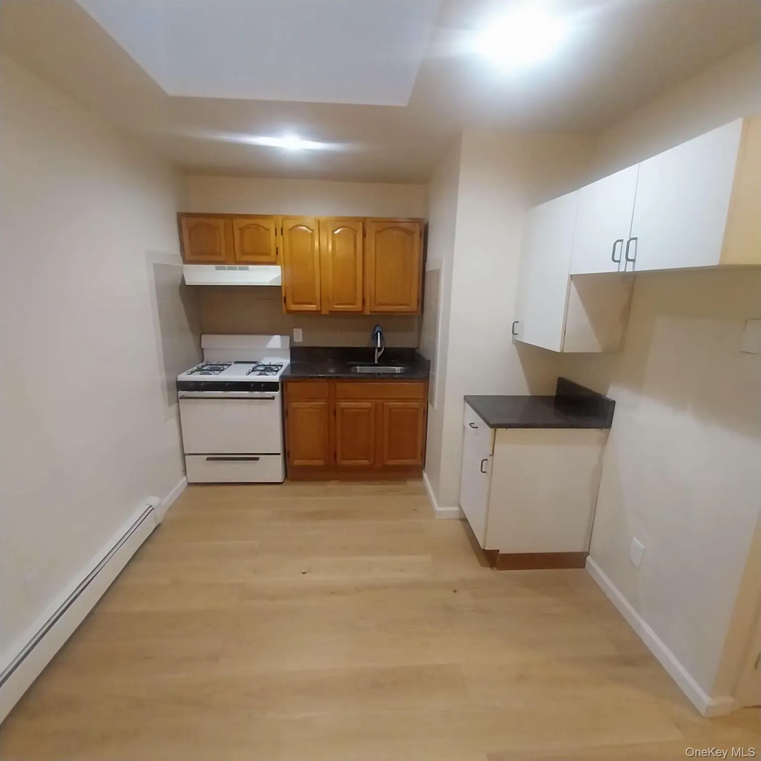 884 NASSAU, Hempstead, NY, 2 Bedrooms Bedrooms, 5 Rooms Rooms,1 BathroomBathrooms,Residential Lease,For Rent,NASSAU,0,1044170 884 NASSAU, Hempstead, NY, 2 Bedrooms Bedrooms, 5 Rooms Rooms,1 BathroomBathrooms,Residential Lease,For Rent,NASSAU,0,1044170