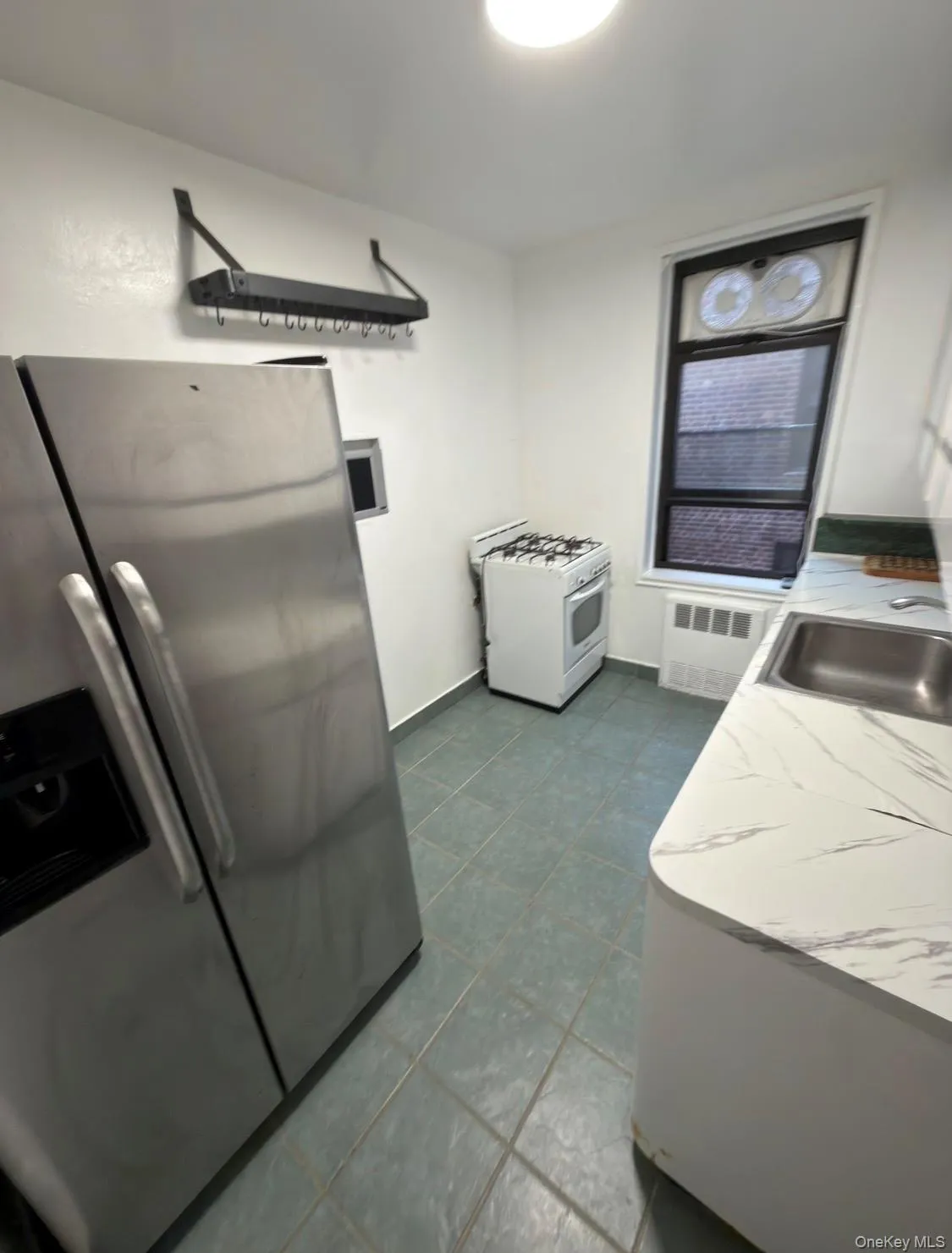 89-20 55th Avenue, New York, NY, 2 Bedroom Bedrooms, 3 Room Rooms,1 BathroomBathrooms,Residential Lease,For Rent,55th,0,1044171 89-20 55th Avenue, New York, NY, 2 Bedroom Bedrooms, 3 Room Rooms,1 BathroomBathrooms,Residential Lease,For Rent,55th,0,1044171
