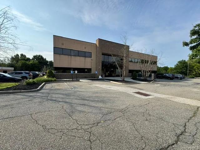Parking area in the front of the building. Parking area in the front of the building.