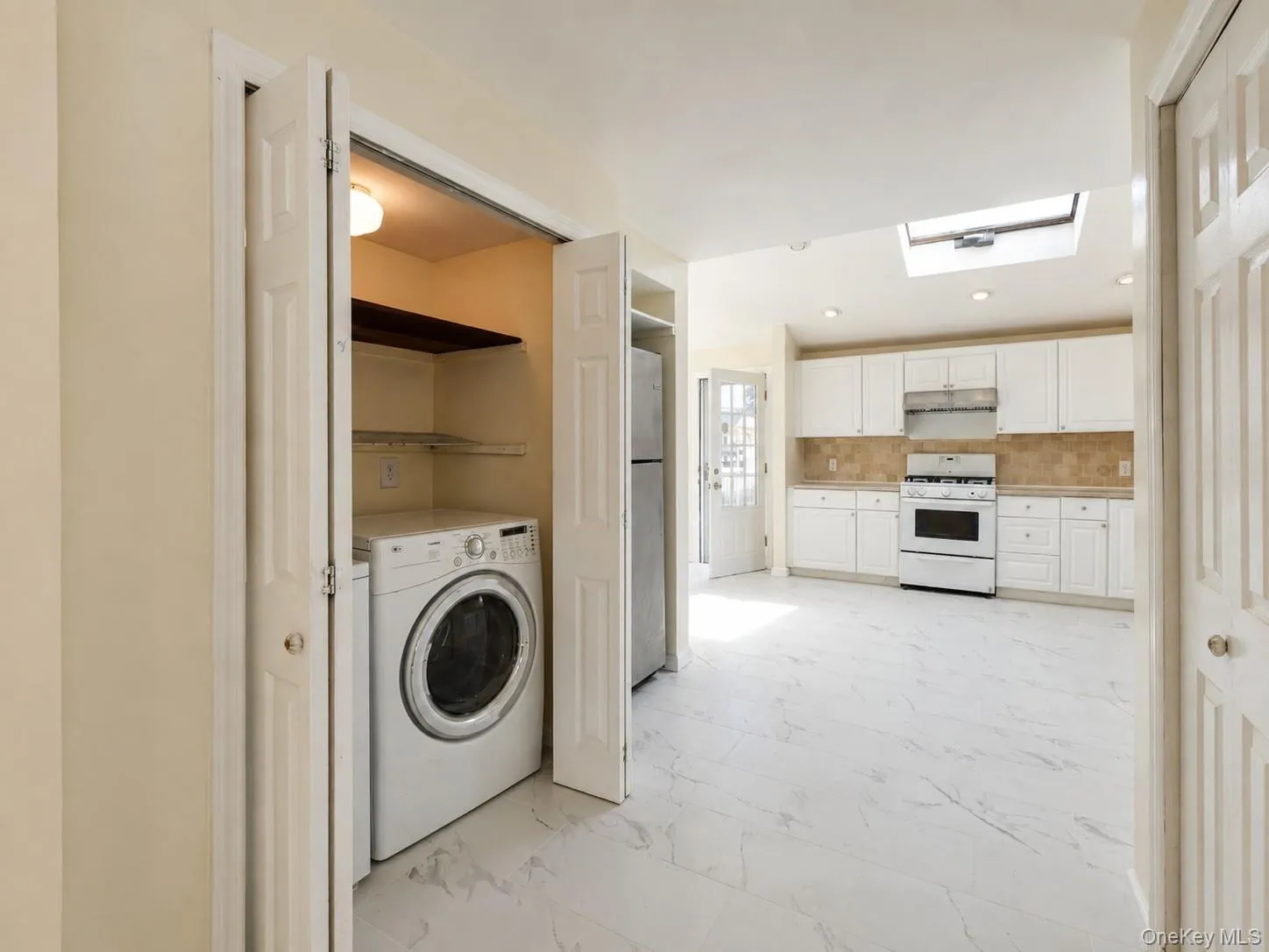 644 South 8th Street, West Babylon, NY, 5 Bedrooms Bedrooms, 7 Rooms Rooms,2 BathroomsBathrooms,Residential,For Rent,8th Street,0,1044175 644 South 8th Street, West Babylon, NY, 5 Bedrooms Bedrooms, 7 Rooms Rooms,2 BathroomsBathrooms,Residential,For Rent,8th Street,0,1044175