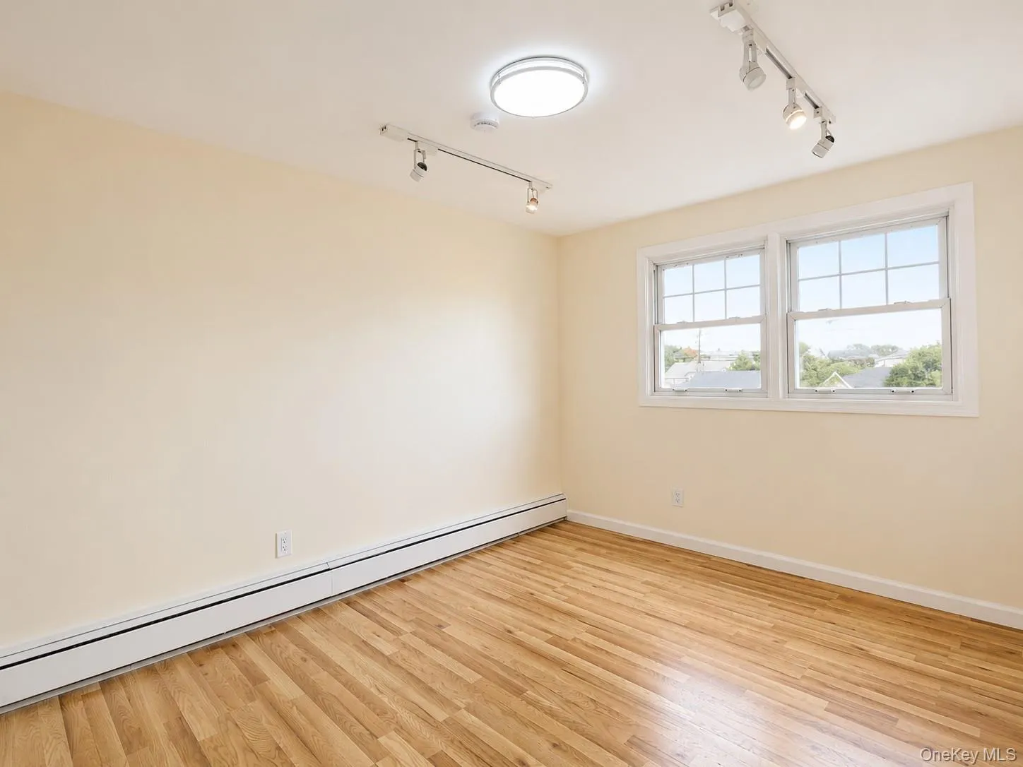 644 South 8th Street, West Babylon, NY, 5 Bedrooms Bedrooms, 7 Rooms Rooms,2 BathroomsBathrooms,Residential,For Rent,8th Street,0,1044175 644 South 8th Street, West Babylon, NY, 5 Bedrooms Bedrooms, 7 Rooms Rooms,2 BathroomsBathrooms,Residential,For Rent,8th Street,0,1044175
