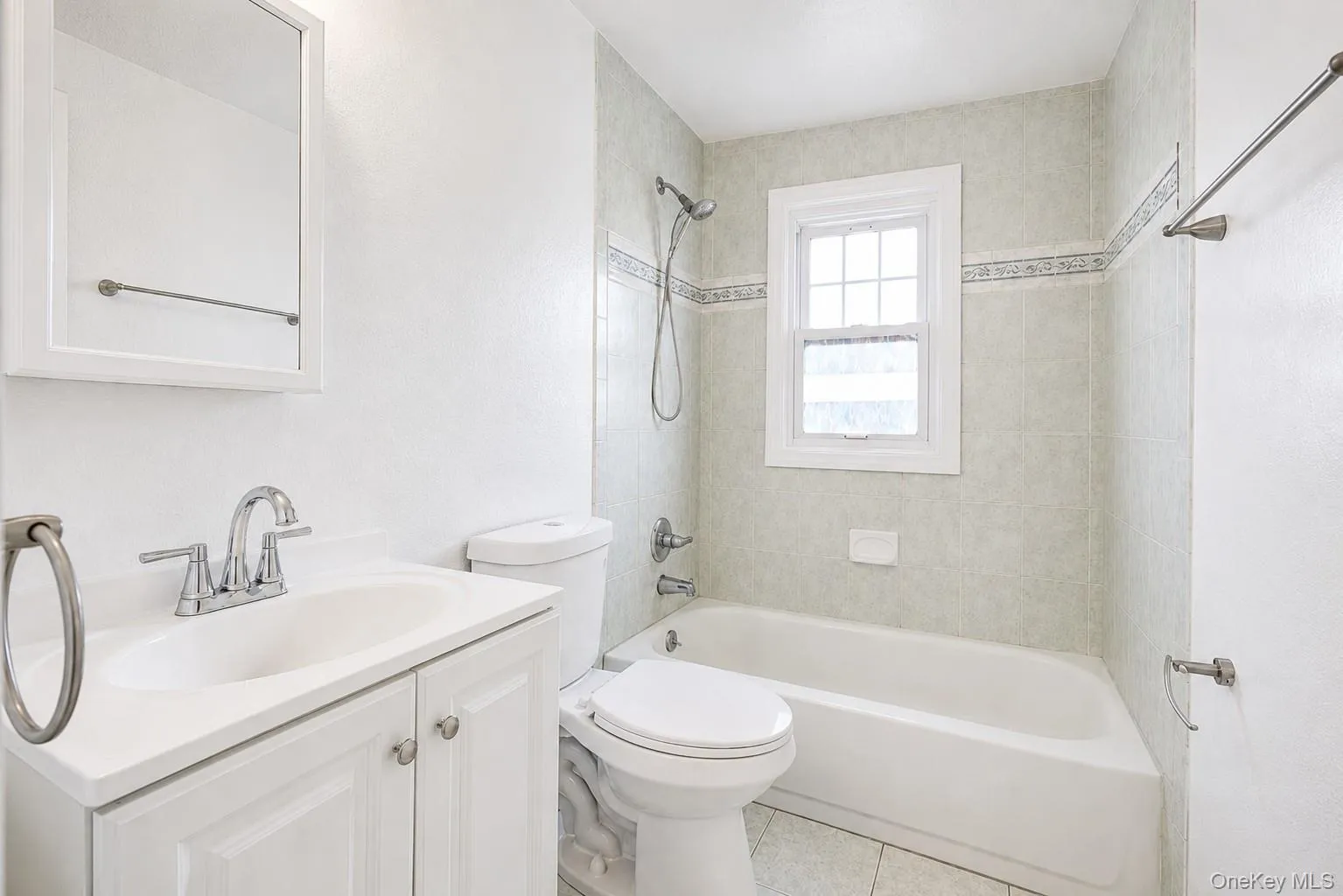 644 South 8th Street, West Babylon, NY, 5 Bedrooms Bedrooms, 7 Rooms Rooms,2 BathroomsBathrooms,Residential,For Rent,8th Street,0,1044175 644 South 8th Street, West Babylon, NY, 5 Bedrooms Bedrooms, 7 Rooms Rooms,2 BathroomsBathrooms,Residential,For Rent,8th Street,0,1044175