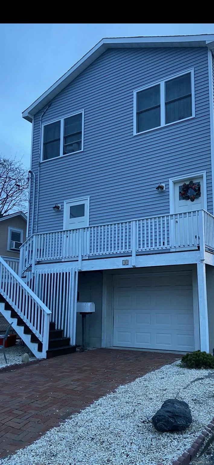 10 Pershing, Hempstead, NY, 1 Bedroom Bedrooms, 3 Rooms Rooms,1 BathroomBathrooms,Residential Lease,For Rent,Pershing,0,1044176 10 Pershing, Hempstead, NY, 1 Bedroom Bedrooms, 3 Rooms Rooms,1 BathroomBathrooms,Residential Lease,For Rent,Pershing,0,1044176