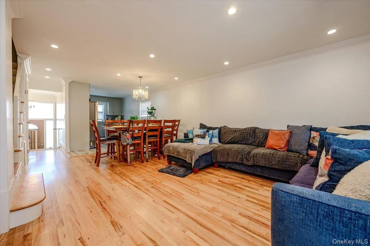 2406 Tiemann Avenue, New York, NY, 3 Bedrooms Bedrooms, 5 Rooms Rooms,1 BathroomBathrooms,Residential,For Rent,Tiemann,0,1044179 2406 Tiemann Avenue, New York, NY, 3 Bedrooms Bedrooms, 5 Rooms Rooms,1 BathroomBathrooms,Residential,For Rent,Tiemann,0,1044179