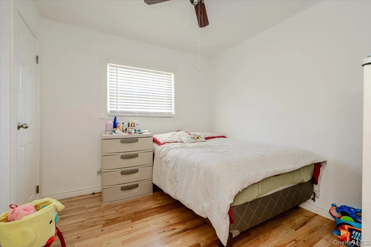 2406 Tiemann Avenue, New York, NY, 3 Bedrooms Bedrooms, 5 Rooms Rooms,1 BathroomBathrooms,Residential,For Rent,Tiemann,0,1044179 2406 Tiemann Avenue, New York, NY, 3 Bedrooms Bedrooms, 5 Rooms Rooms,1 BathroomBathrooms,Residential,For Rent,Tiemann,0,1044179