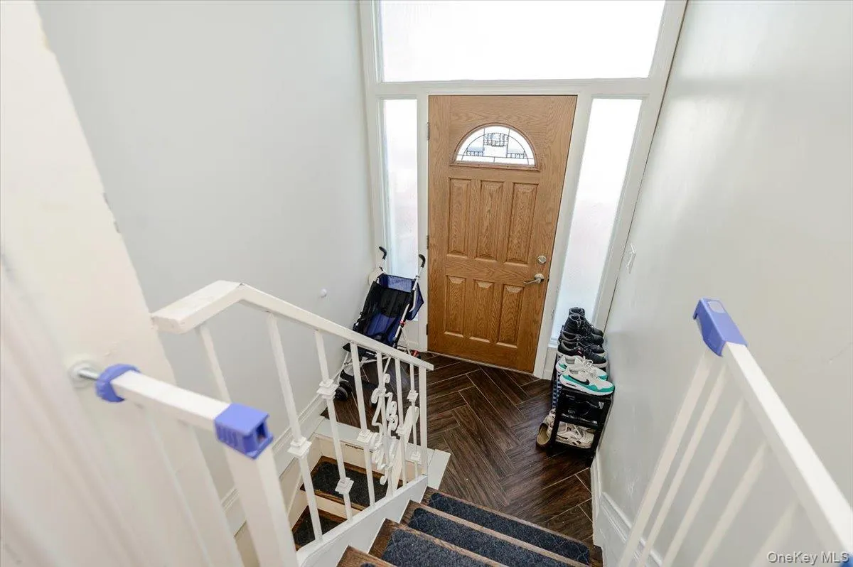 2406 Tiemann Avenue, New York, NY, 3 Bedrooms Bedrooms, 5 Rooms Rooms,1 BathroomBathrooms,Residential,For Rent,Tiemann,0,1044179 2406 Tiemann Avenue, New York, NY, 3 Bedrooms Bedrooms, 5 Rooms Rooms,1 BathroomBathrooms,Residential,For Rent,Tiemann,0,1044179