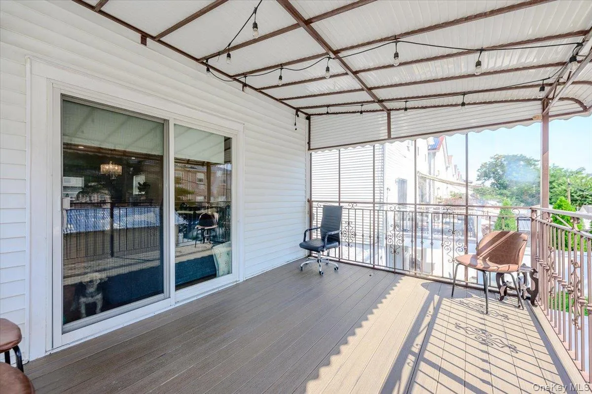 2406 Tiemann Avenue, New York, NY, 3 Bedrooms Bedrooms, 5 Rooms Rooms,1 BathroomBathrooms,Residential,For Rent,Tiemann,0,1044179 2406 Tiemann Avenue, New York, NY, 3 Bedrooms Bedrooms, 5 Rooms Rooms,1 BathroomBathrooms,Residential,For Rent,Tiemann,0,1044179