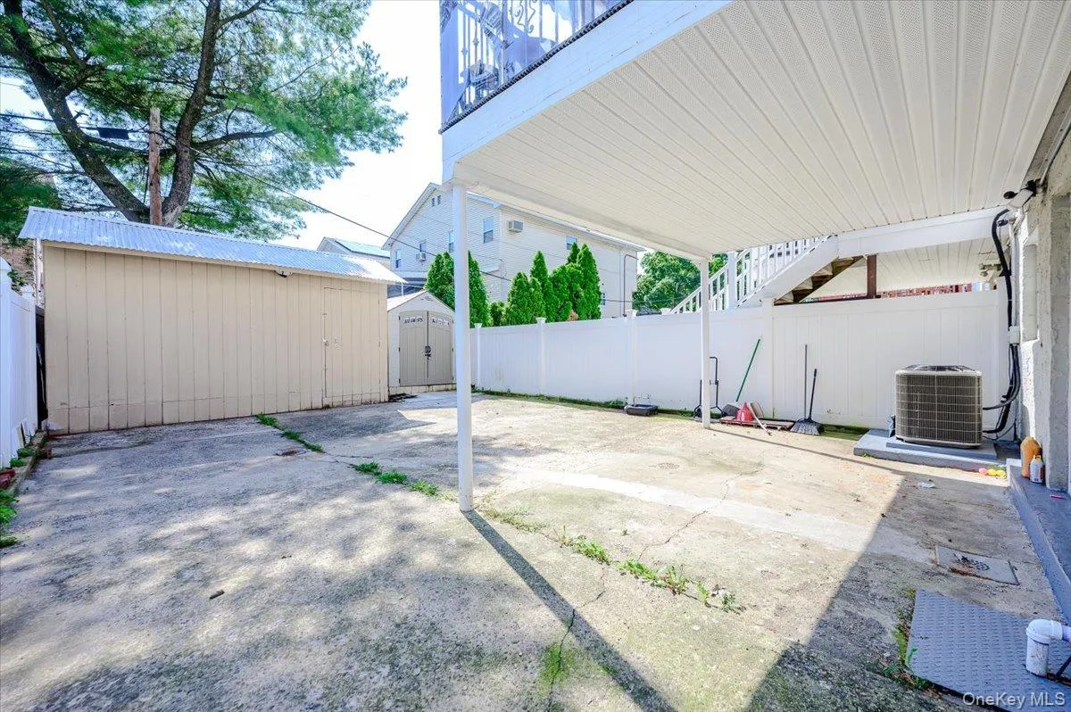 2406 Tiemann Avenue, New York, NY, 3 Bedrooms Bedrooms, 5 Rooms Rooms,1 BathroomBathrooms,Residential,For Rent,Tiemann,0,1044179 2406 Tiemann Avenue, New York, NY, 3 Bedrooms Bedrooms, 5 Rooms Rooms,1 BathroomBathrooms,Residential,For Rent,Tiemann,0,1044179