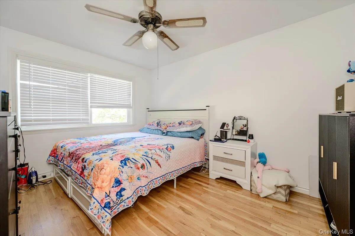 2406 Tiemann Avenue, New York, NY, 3 Bedrooms Bedrooms, 5 Rooms Rooms,1 BathroomBathrooms,Residential,For Rent,Tiemann,0,1044179 2406 Tiemann Avenue, New York, NY, 3 Bedrooms Bedrooms, 5 Rooms Rooms,1 BathroomBathrooms,Residential,For Rent,Tiemann,0,1044179