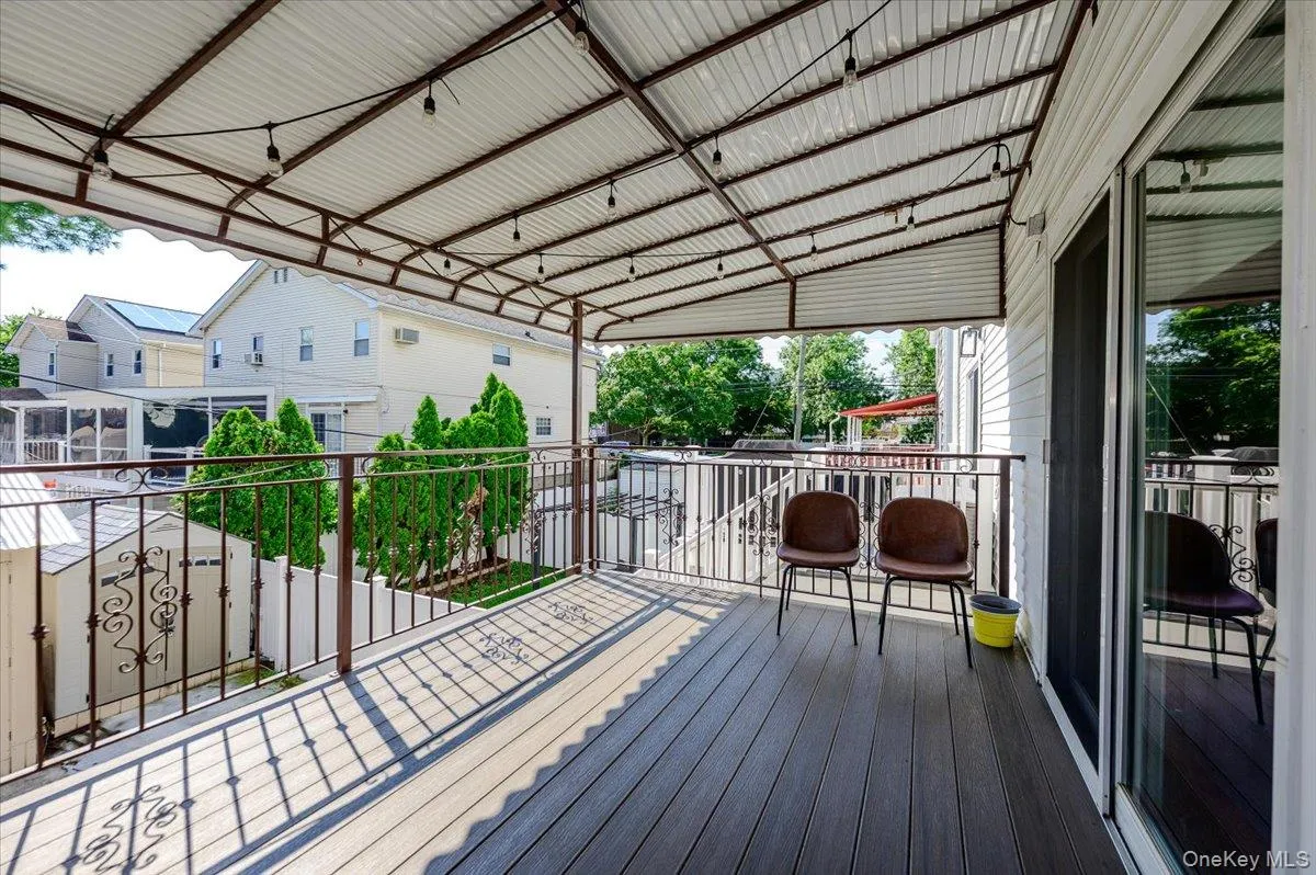 2406 Tiemann Avenue, New York, NY, 3 Bedrooms Bedrooms, 5 Rooms Rooms,1 BathroomBathrooms,Residential,For Rent,Tiemann,0,1044179 2406 Tiemann Avenue, New York, NY, 3 Bedrooms Bedrooms, 5 Rooms Rooms,1 BathroomBathrooms,Residential,For Rent,Tiemann,0,1044179