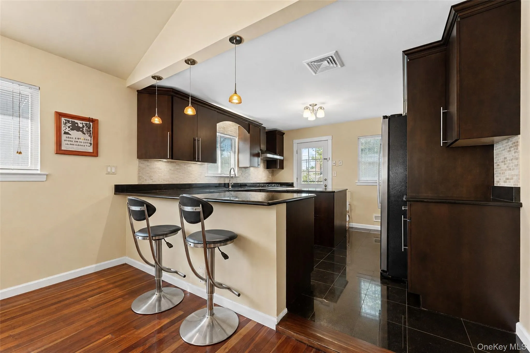 64-38 Marathon Parkway, New York, NY, 3 Bedrooms Bedrooms, 12 Rooms Rooms,3 BathroomsBathrooms,Residential,For Rent,Marathon,0,1044180 64-38 Marathon Parkway, New York, NY, 3 Bedrooms Bedrooms, 12 Rooms Rooms,3 BathroomsBathrooms,Residential,For Rent,Marathon,0,1044180