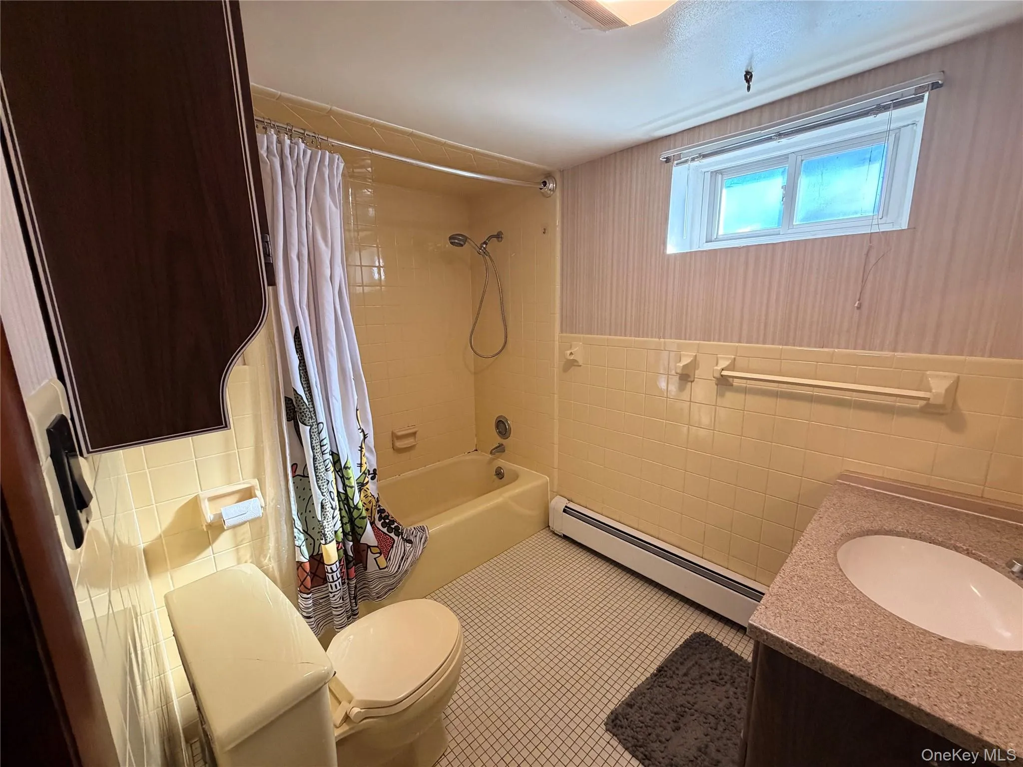 2518 South Avenue, Wappinger, NY, 1 Bedroom Bedrooms, 4 Room Rooms,1 BathroomBathrooms,Residential Lease,For Rent,South,0,1044184 2518 South Avenue, Wappinger, NY, 1 Bedroom Bedrooms, 4 Room Rooms,1 BathroomBathrooms,Residential Lease,For Rent,South,0,1044184