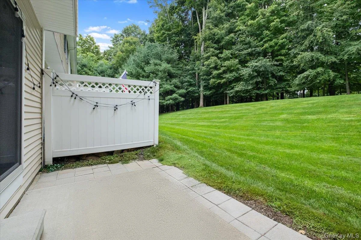 307 Alexandra Court, Carmel, NY, 2 Bedrooms Bedrooms, 5 Rooms Rooms,1 BathroomBathrooms,Residential,For Rent,Alexandra,0,1044188 307 Alexandra Court, Carmel, NY, 2 Bedrooms Bedrooms, 5 Rooms Rooms,1 BathroomBathrooms,Residential,For Rent,Alexandra,0,1044188