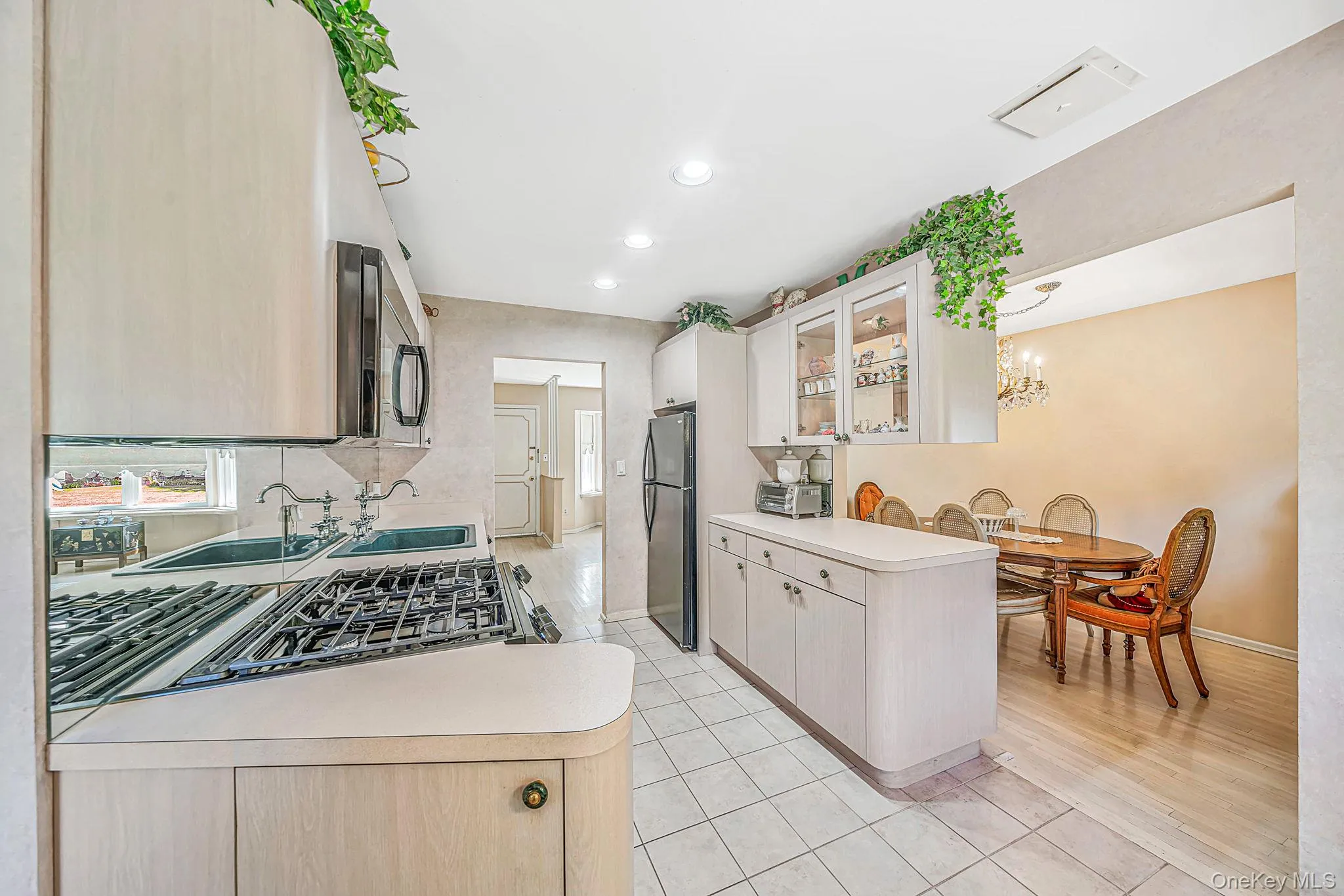 149 Burlington Avenue, Babylon, NY, 3 Bedrooms Bedrooms, 6 Rooms Rooms,2 BathroomsBathrooms,Residential,For Rent,Burlington,0,1044189 149 Burlington Avenue, Babylon, NY, 3 Bedrooms Bedrooms, 6 Rooms Rooms,2 BathroomsBathrooms,Residential,For Rent,Burlington,0,1044189