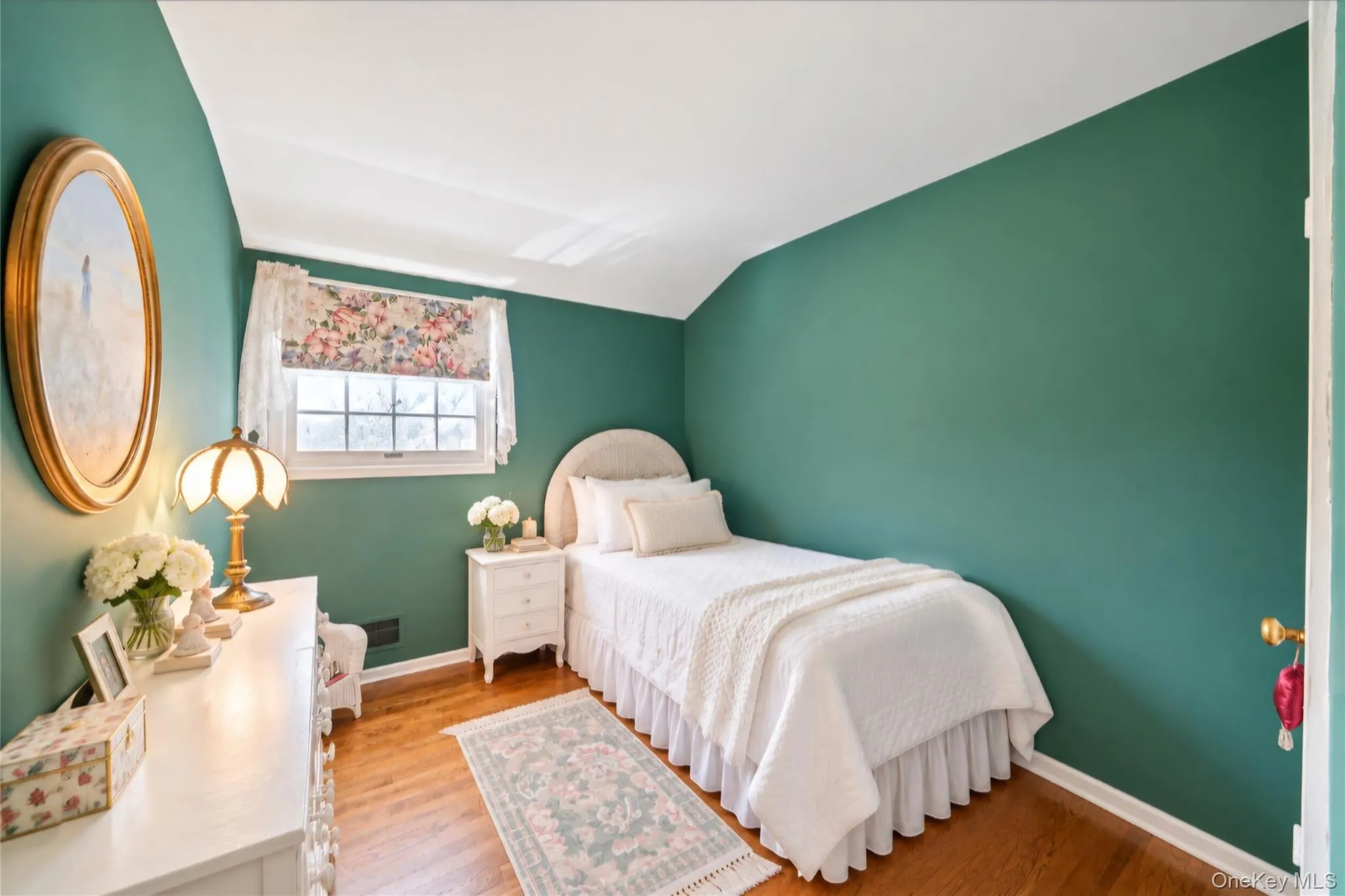 149 Burlington Avenue, Babylon, NY, 3 Bedrooms Bedrooms, 6 Rooms Rooms,2 BathroomsBathrooms,Residential,For Rent,Burlington,0,1044189 149 Burlington Avenue, Babylon, NY, 3 Bedrooms Bedrooms, 6 Rooms Rooms,2 BathroomsBathrooms,Residential,For Rent,Burlington,0,1044189