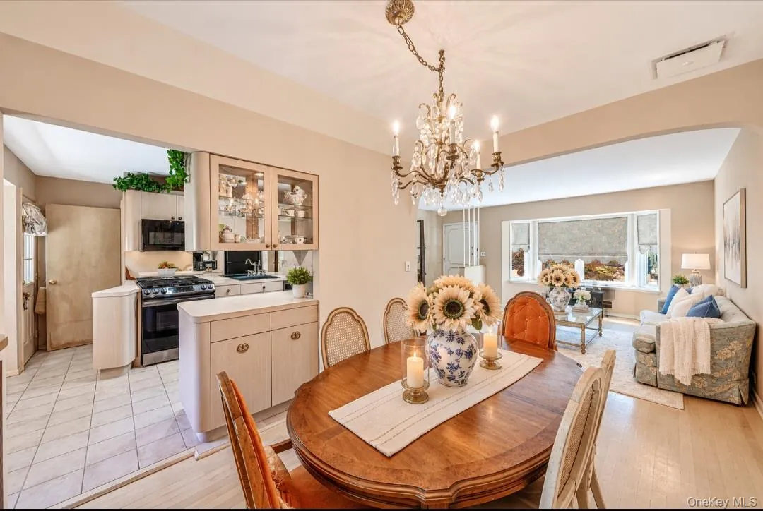 149 Burlington Avenue, Babylon, NY, 3 Bedrooms Bedrooms, 6 Rooms Rooms,2 BathroomsBathrooms,Residential,For Rent,Burlington,0,1044189 149 Burlington Avenue, Babylon, NY, 3 Bedrooms Bedrooms, 6 Rooms Rooms,2 BathroomsBathrooms,Residential,For Rent,Burlington,0,1044189