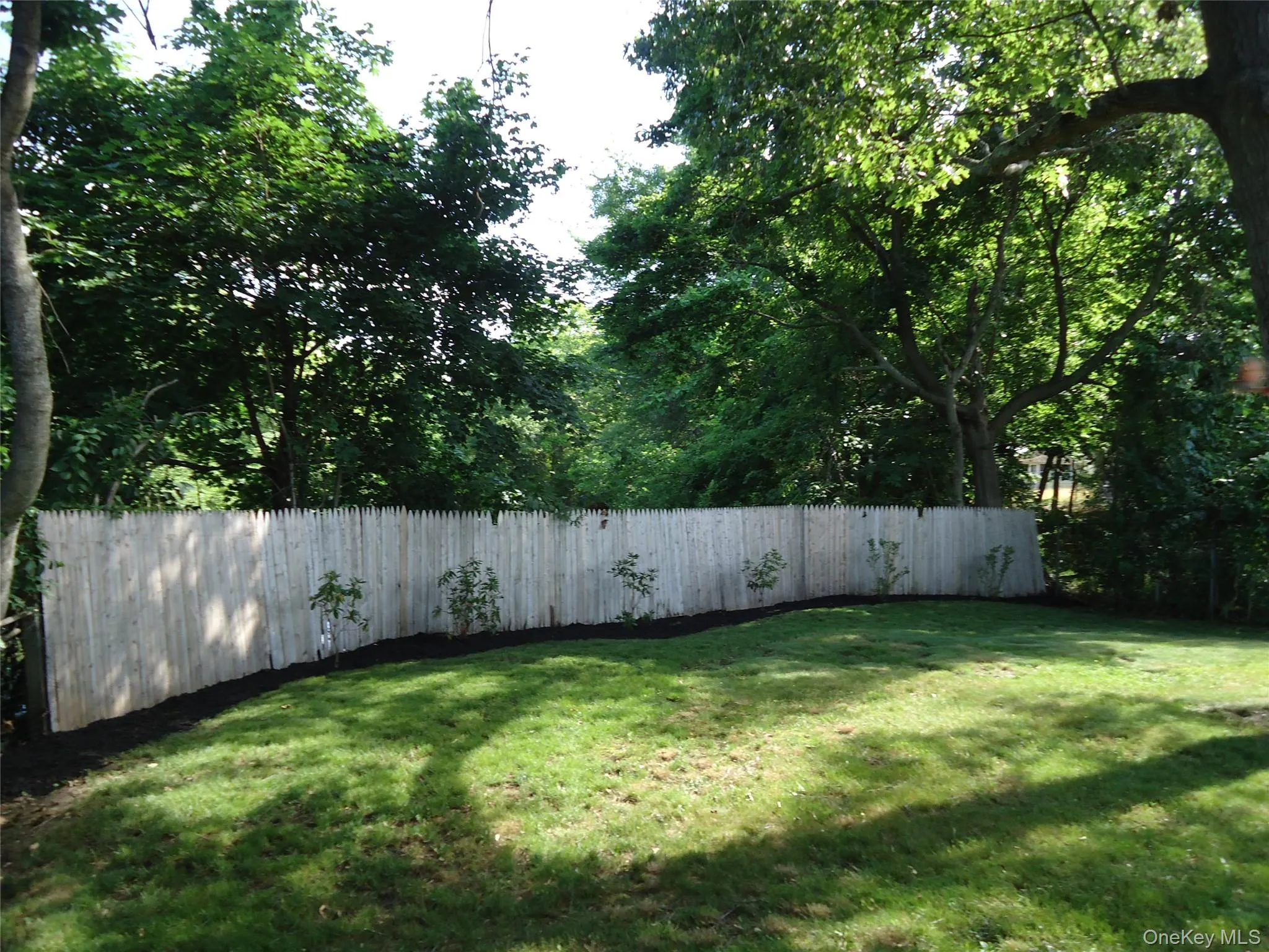 860 Flanders Road, Southampton, NY, 3 Bedrooms Bedrooms, 6 Rooms Rooms,1 BathroomBathrooms,Residential,For Rent,Flanders,0,1044192 860 Flanders Road, Southampton, NY, 3 Bedrooms Bedrooms, 6 Rooms Rooms,1 BathroomBathrooms,Residential,For Rent,Flanders,0,1044192
