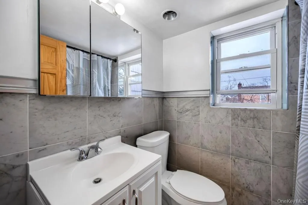 13 Crystal St, Hempstead, NY, 4 Bedrooms Bedrooms, 7 Rooms Rooms,1 BathroomBathrooms,Residential,For Rent,Crystal St,0,1044193 13 Crystal St, Hempstead, NY, 4 Bedrooms Bedrooms, 7 Rooms Rooms,1 BathroomBathrooms,Residential,For Rent,Crystal St,0,1044193