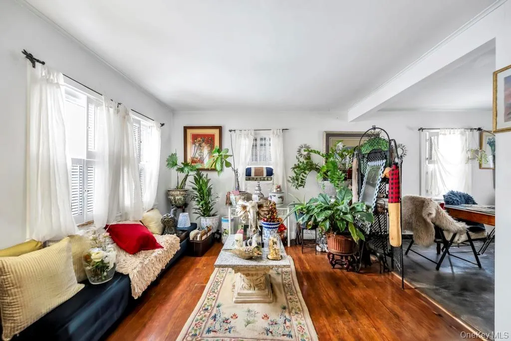 13 Crystal St, Hempstead, NY, 4 Bedrooms Bedrooms, 7 Rooms Rooms,1 BathroomBathrooms,Residential,For Rent,Crystal St,0,1044193 13 Crystal St, Hempstead, NY, 4 Bedrooms Bedrooms, 7 Rooms Rooms,1 BathroomBathrooms,Residential,For Rent,Crystal St,0,1044193