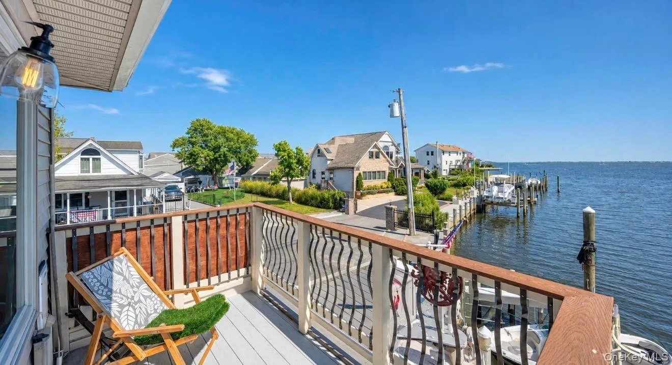 959 5th Street, Babylon, NY, 3 Bedrooms Bedrooms, 6 Rooms Rooms,3 BathroomsBathrooms,Residential,For Rent,5th,0,1044197 959 5th Street, Babylon, NY, 3 Bedrooms Bedrooms, 6 Rooms Rooms,3 BathroomsBathrooms,Residential,For Rent,5th,0,1044197