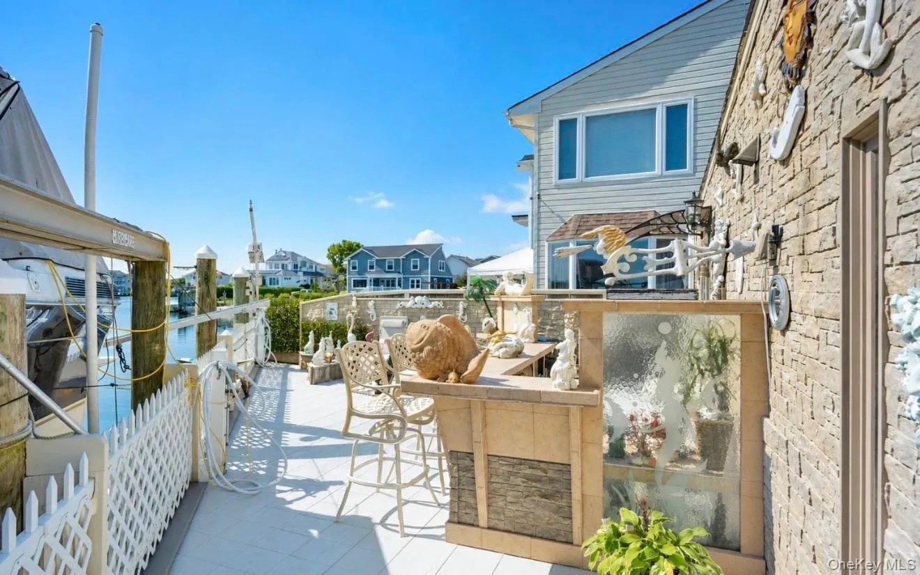 959 5th Street, Babylon, NY, 3 Bedrooms Bedrooms, 6 Rooms Rooms,3 BathroomsBathrooms,Residential,For Rent,5th,0,1044197 959 5th Street, Babylon, NY, 3 Bedrooms Bedrooms, 6 Rooms Rooms,3 BathroomsBathrooms,Residential,For Rent,5th,0,1044197