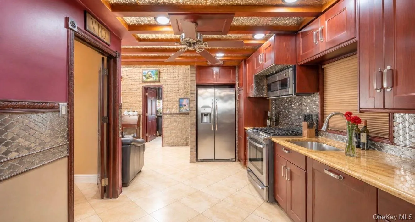 959 5th Street, Babylon, NY, 3 Bedrooms Bedrooms, 6 Rooms Rooms,3 BathroomsBathrooms,Residential,For Rent,5th,0,1044197 959 5th Street, Babylon, NY, 3 Bedrooms Bedrooms, 6 Rooms Rooms,3 BathroomsBathrooms,Residential,For Rent,5th,0,1044197