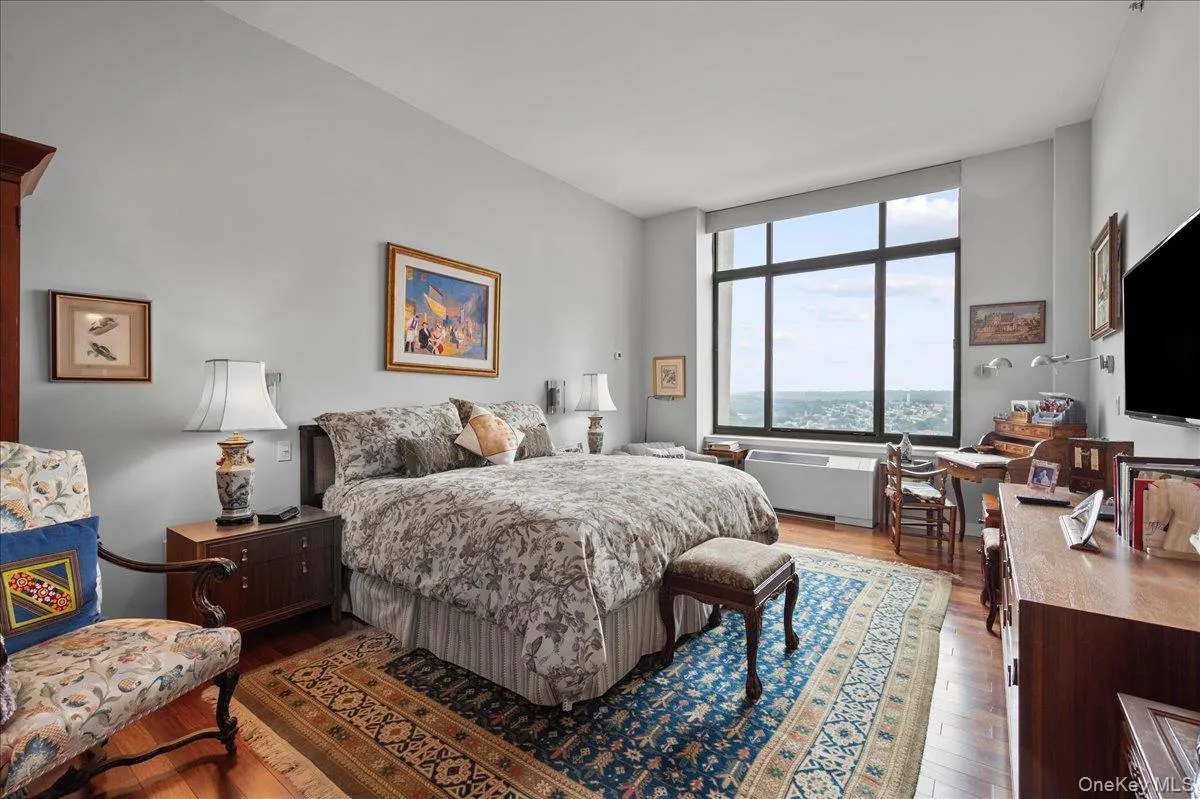 10 City Place, White Plains, NY, 3 Bedrooms Bedrooms, 6 Rooms Rooms,3 BathroomsBathrooms,Residential,For Rent,City,0,1044199 10 City Place, White Plains, NY, 3 Bedrooms Bedrooms, 6 Rooms Rooms,3 BathroomsBathrooms,Residential,For Rent,City,0,1044199